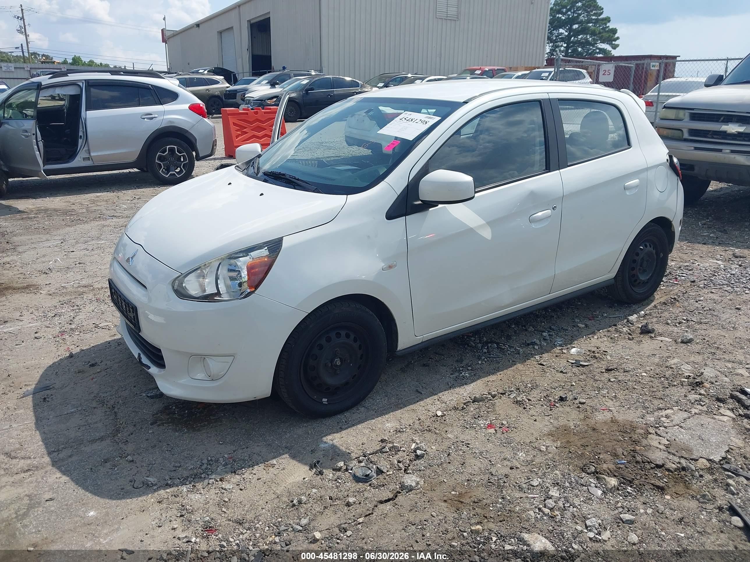 2015 Mitsubishi Mirage De White vin: ML32A3HJ4FH049073