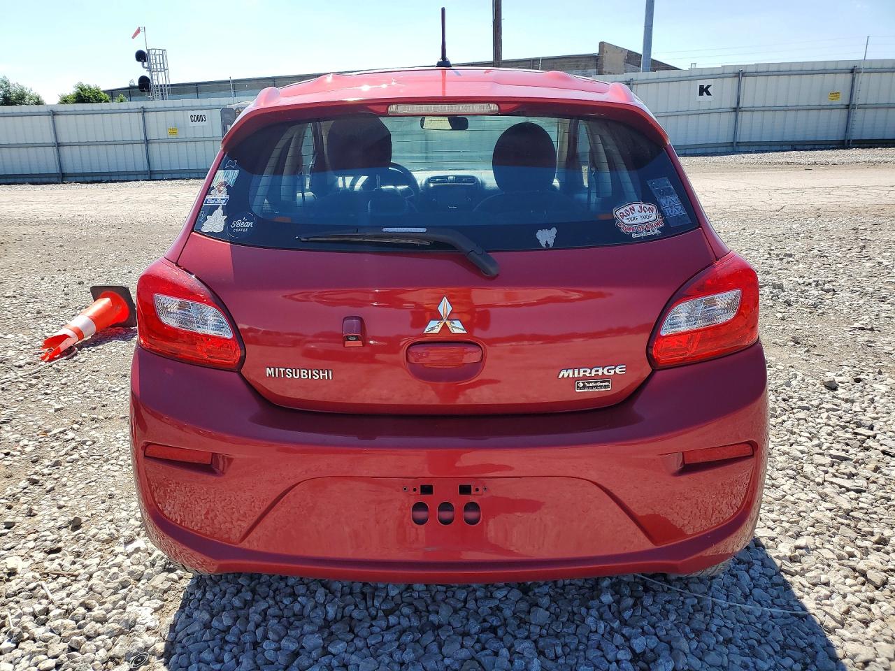 2019 Mitsubishi Mirage Es Красный vin: ML32A3HJ4KH010218