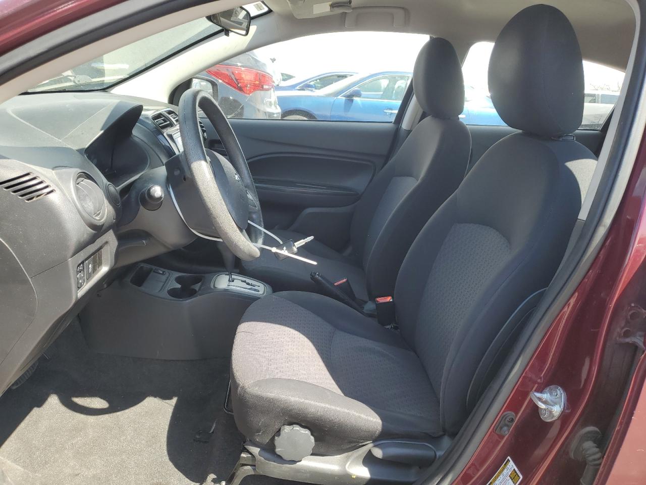 2019 Mitsubishi Mirage Es Maroon vin: ML32A3HJ4KH013717