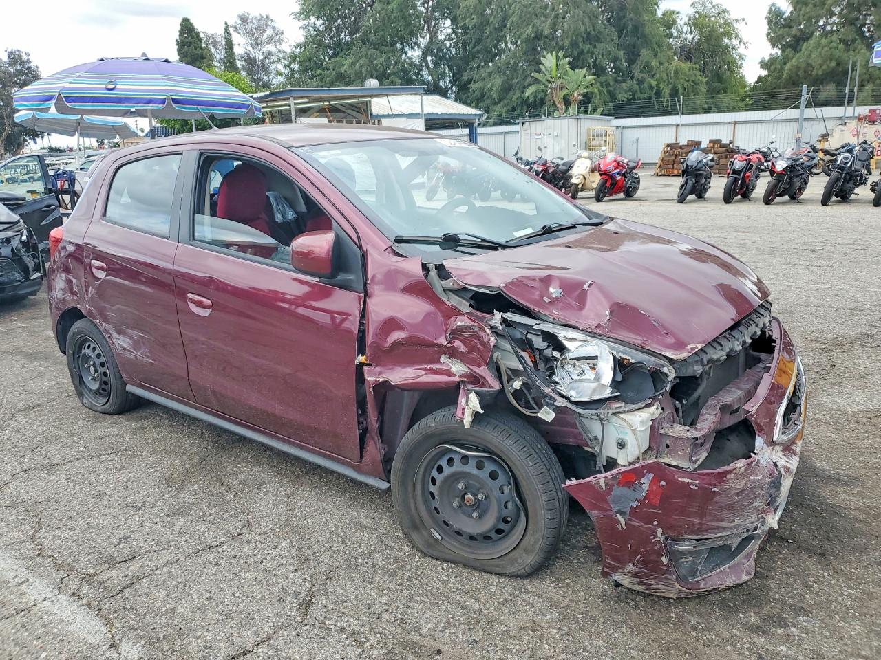 2019 Mitsubishi Mirage Es Maroon vin: ML32A3HJ4KH013717