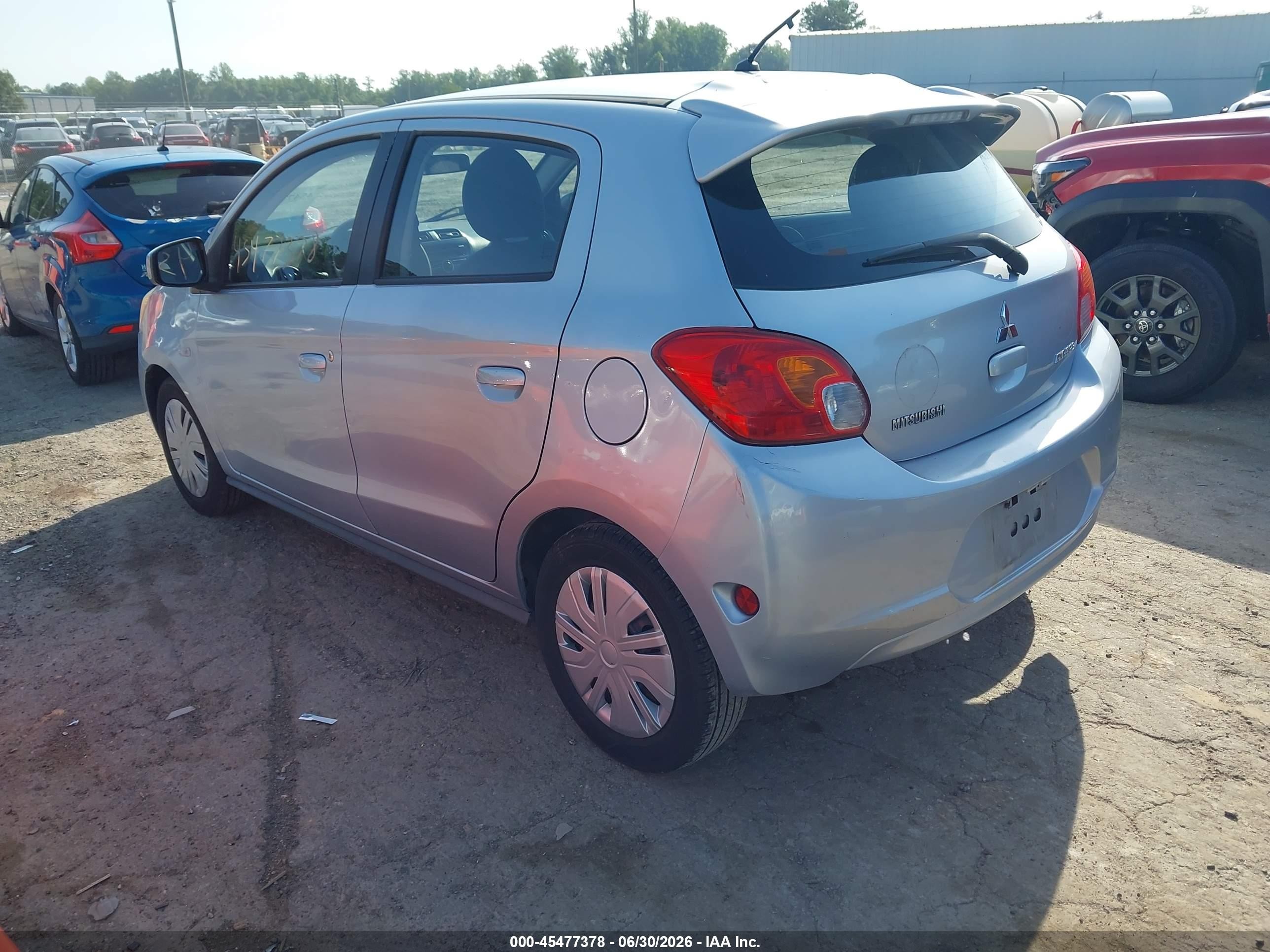 2015 Mitsubishi Mirage De Silver vin: ML32A3HJ5FH014381