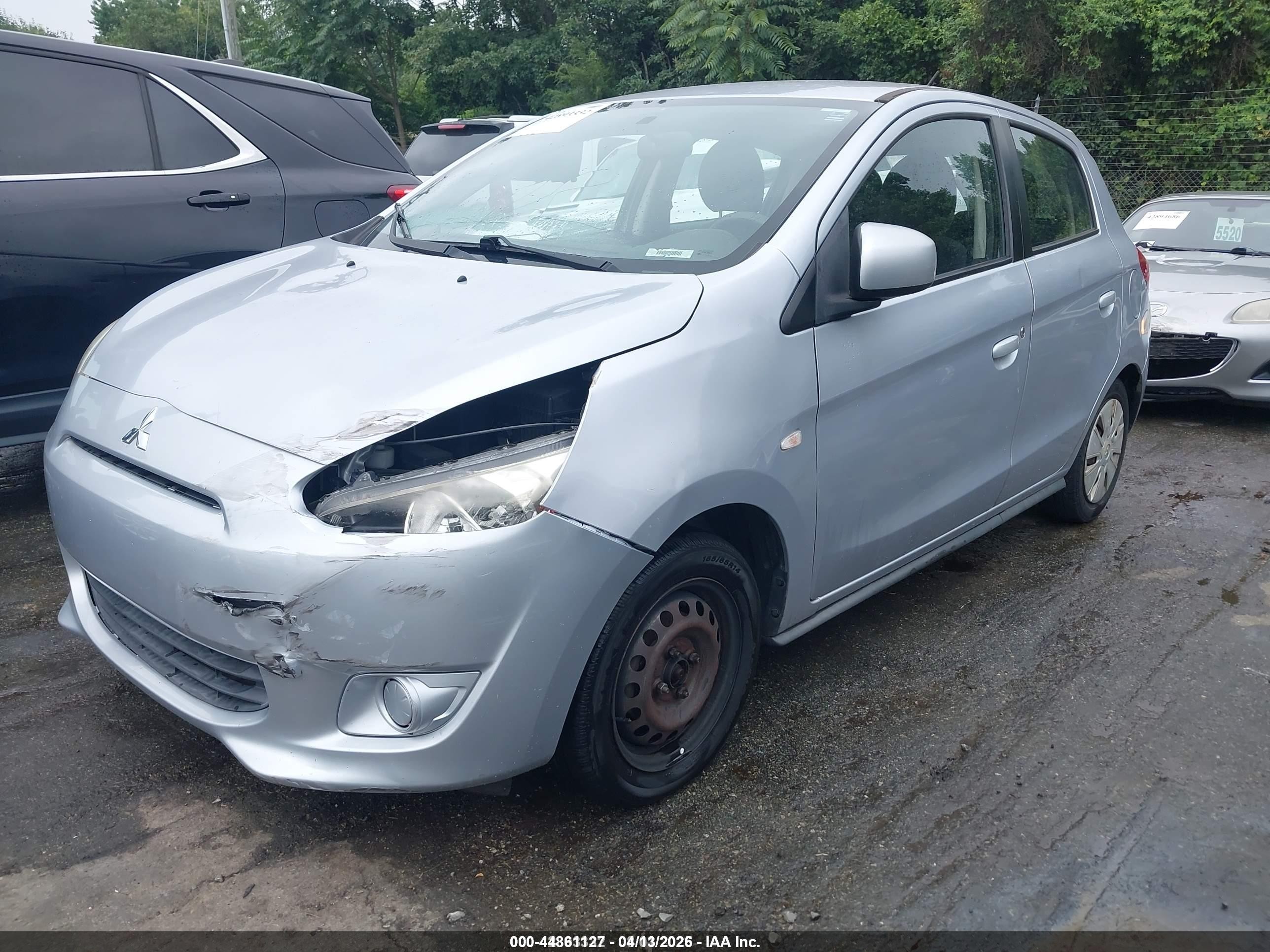 2015 Mitsubishi Mirage De/rf Silver vin: ML32A3HJ5FH058736