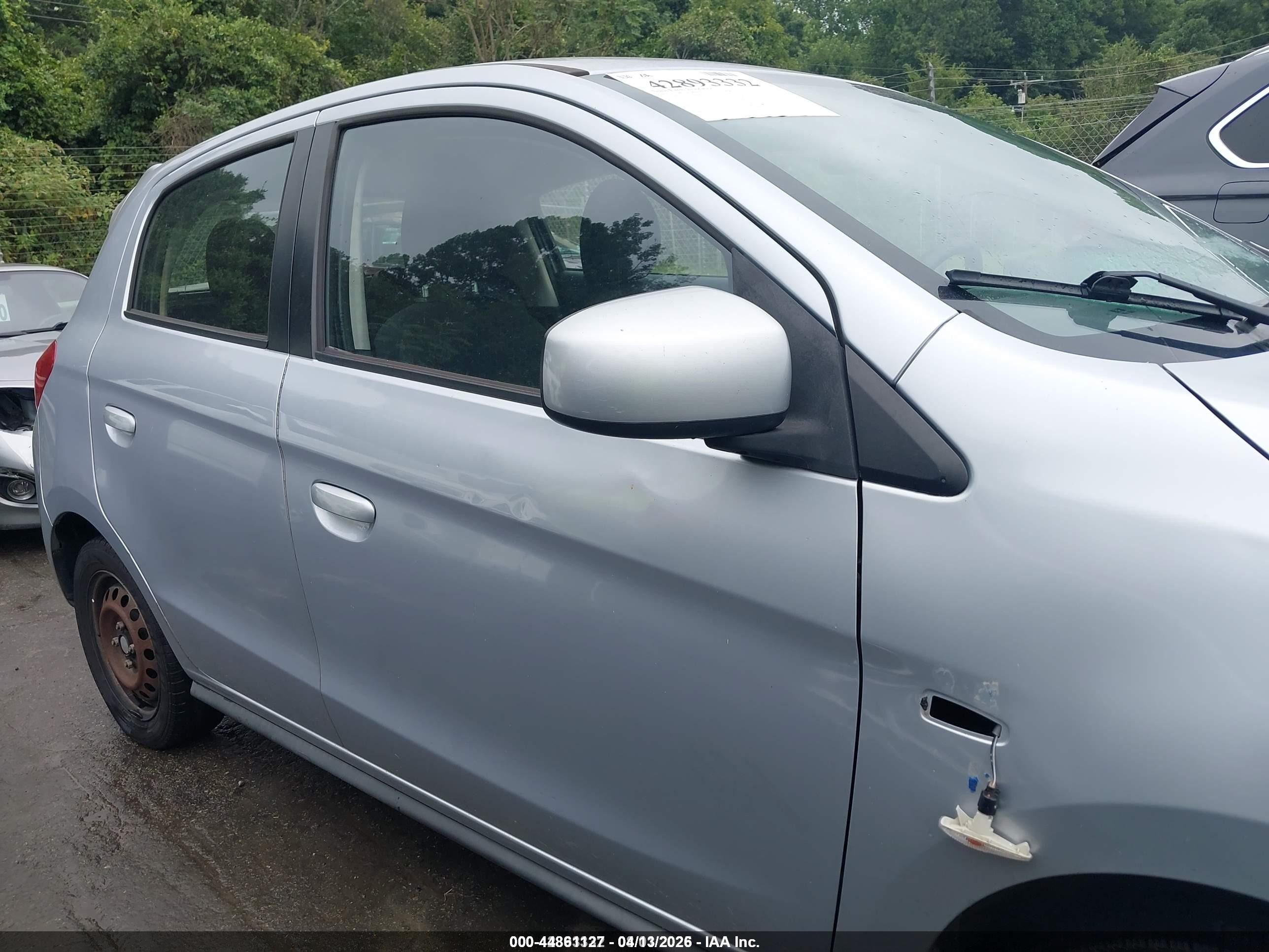2015 Mitsubishi Mirage De/rf Silver vin: ML32A3HJ5FH058736