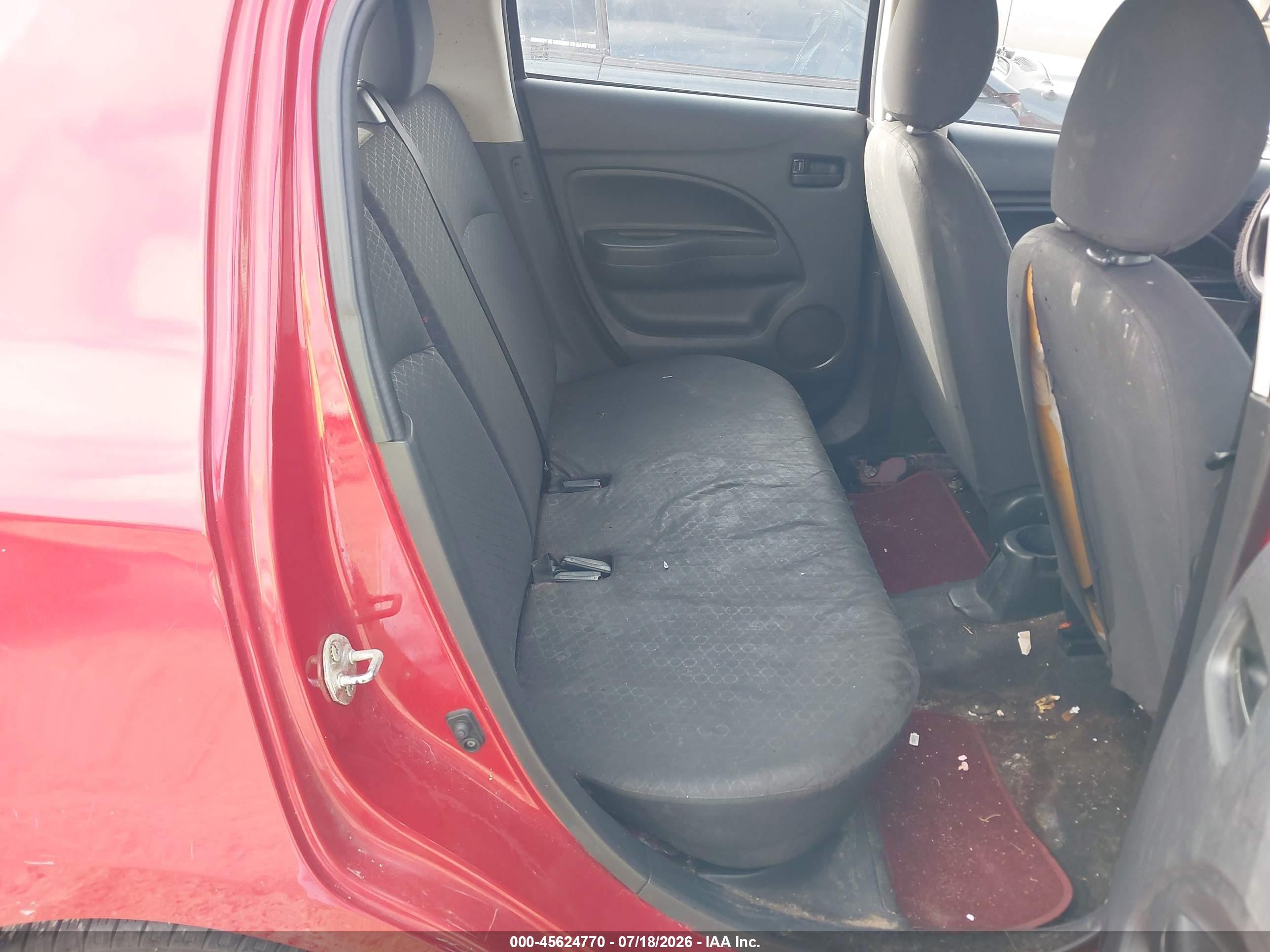 2015 Mitsubishi Mirage De Red vin: ML32A3HJ5FH060003