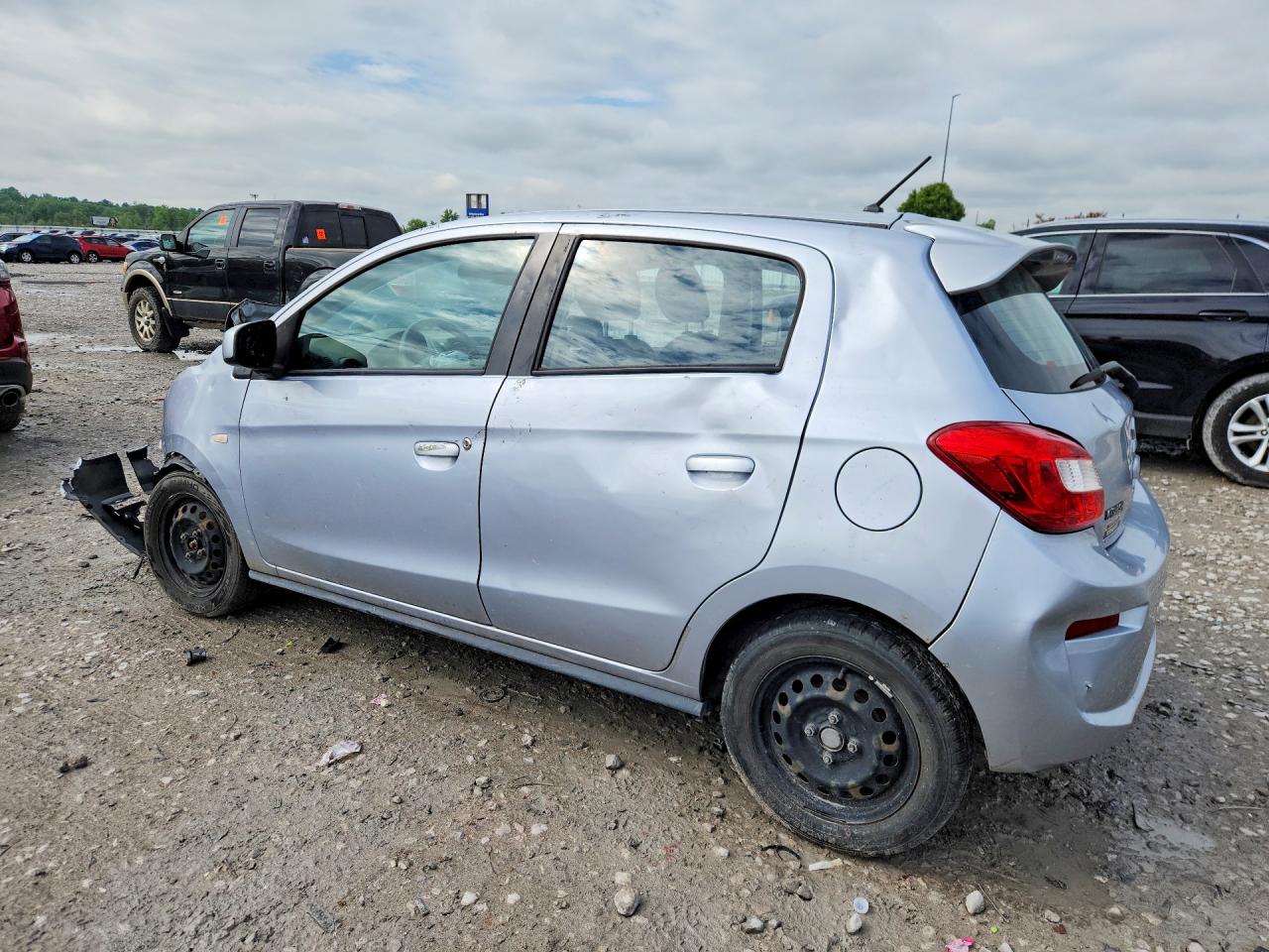 2017 Mitsubishi Mirage Es Silver vin: ML32A3HJ6HH006180