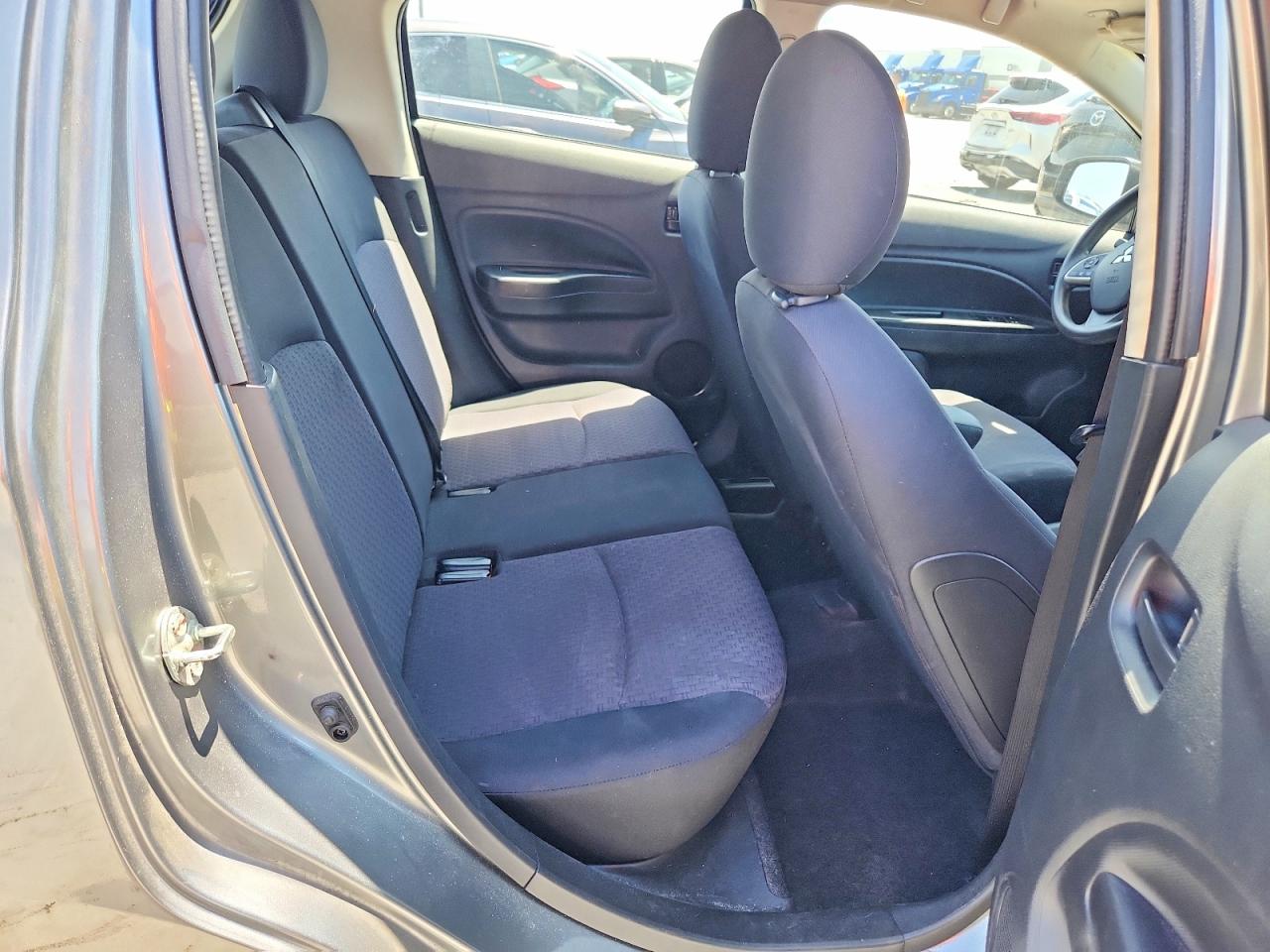 2019 Mitsubishi Mirage Es Серый vin: ML32A3HJ6KH016330