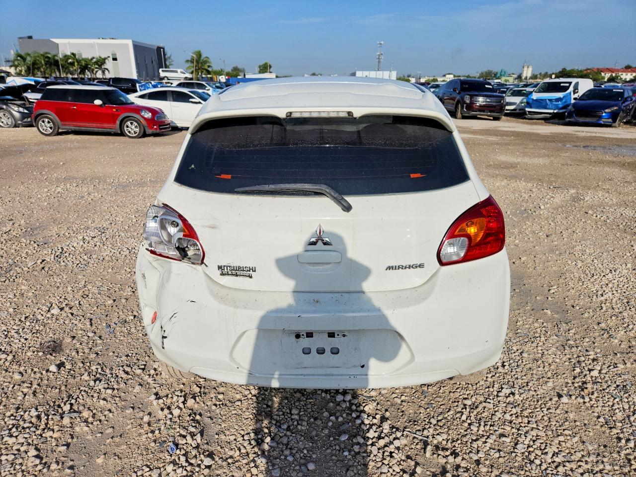 2014 Mitsubishi Mirage De White vin: ML32A3HJ7EH023551
