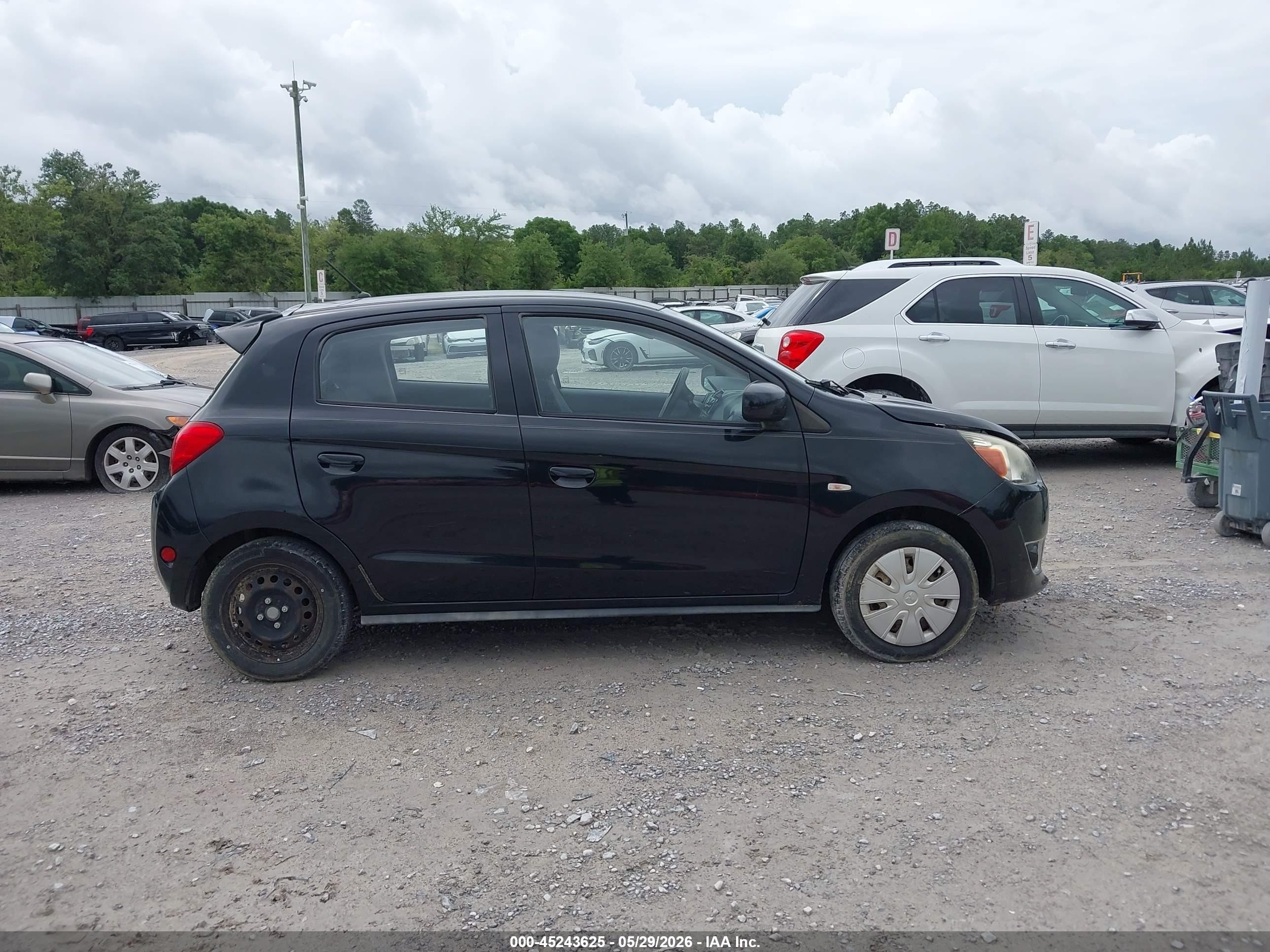 2015 Mitsubishi Mirage De Black vin: ML32A3HJ7FH006931