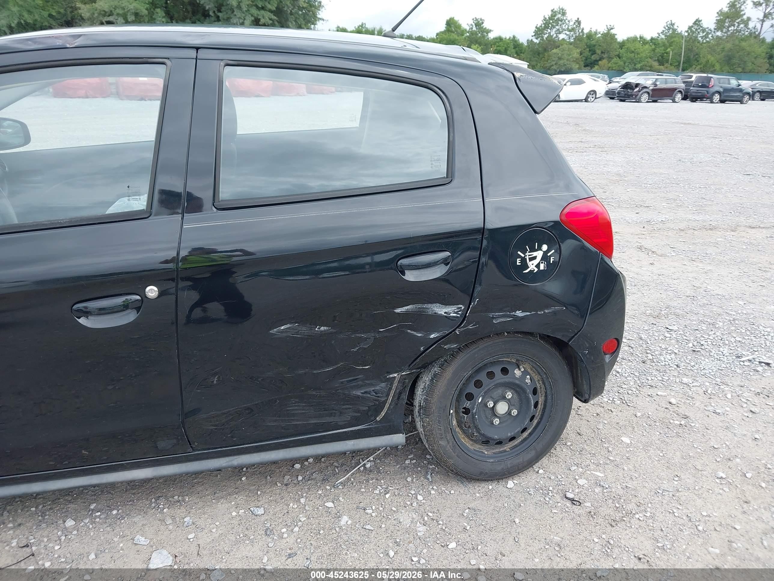 2015 Mitsubishi Mirage De Black vin: ML32A3HJ7FH006931