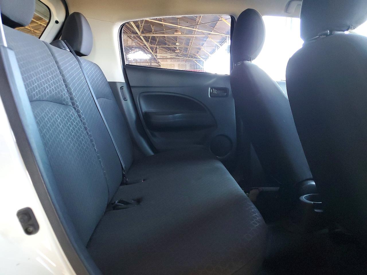 2015 Mitsubishi Mirage De White vin: ML32A3HJ7FH032056