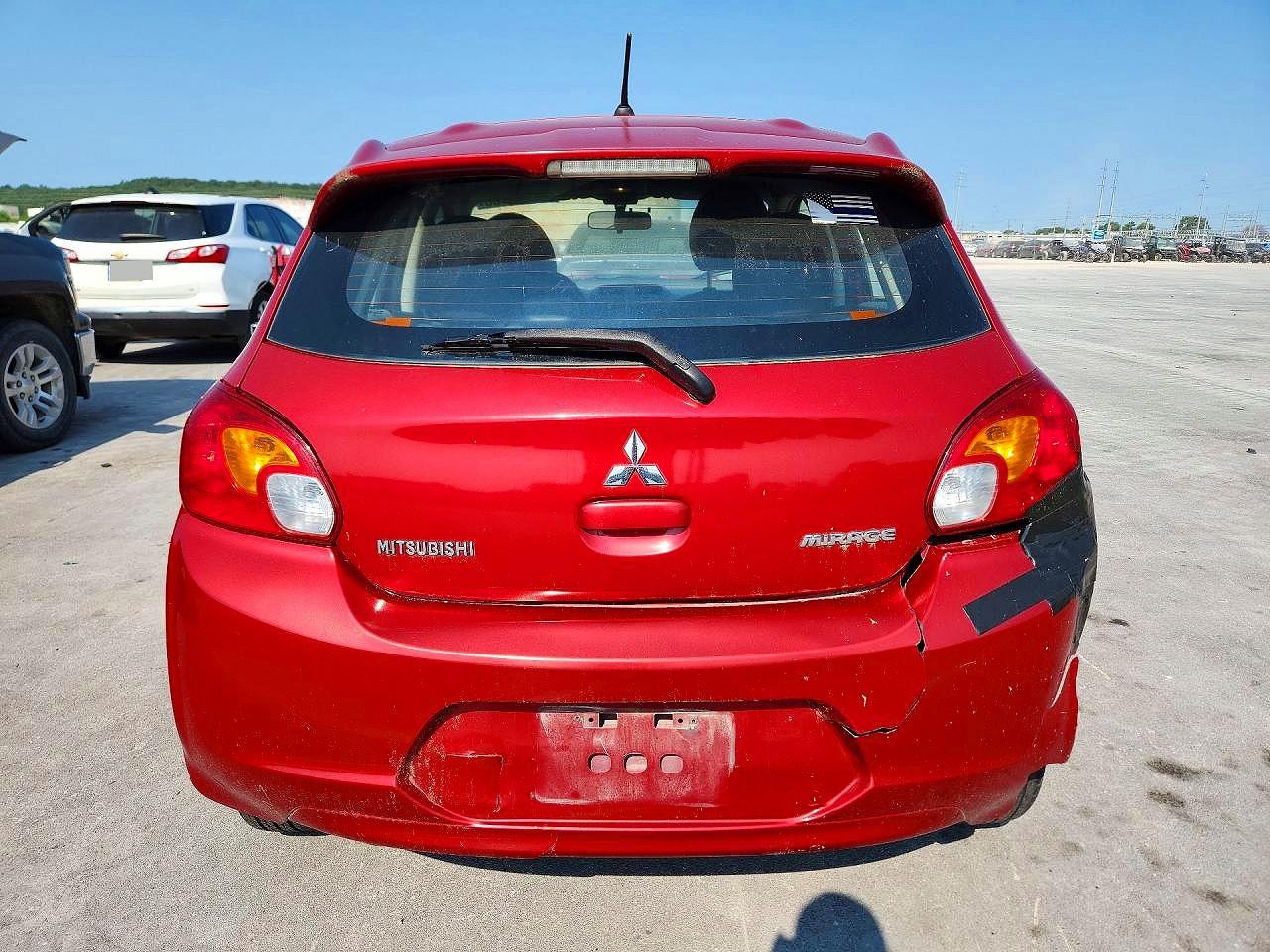 2015 Mitsubishi Mirage De Red vin: ML32A3HJ7FH048662