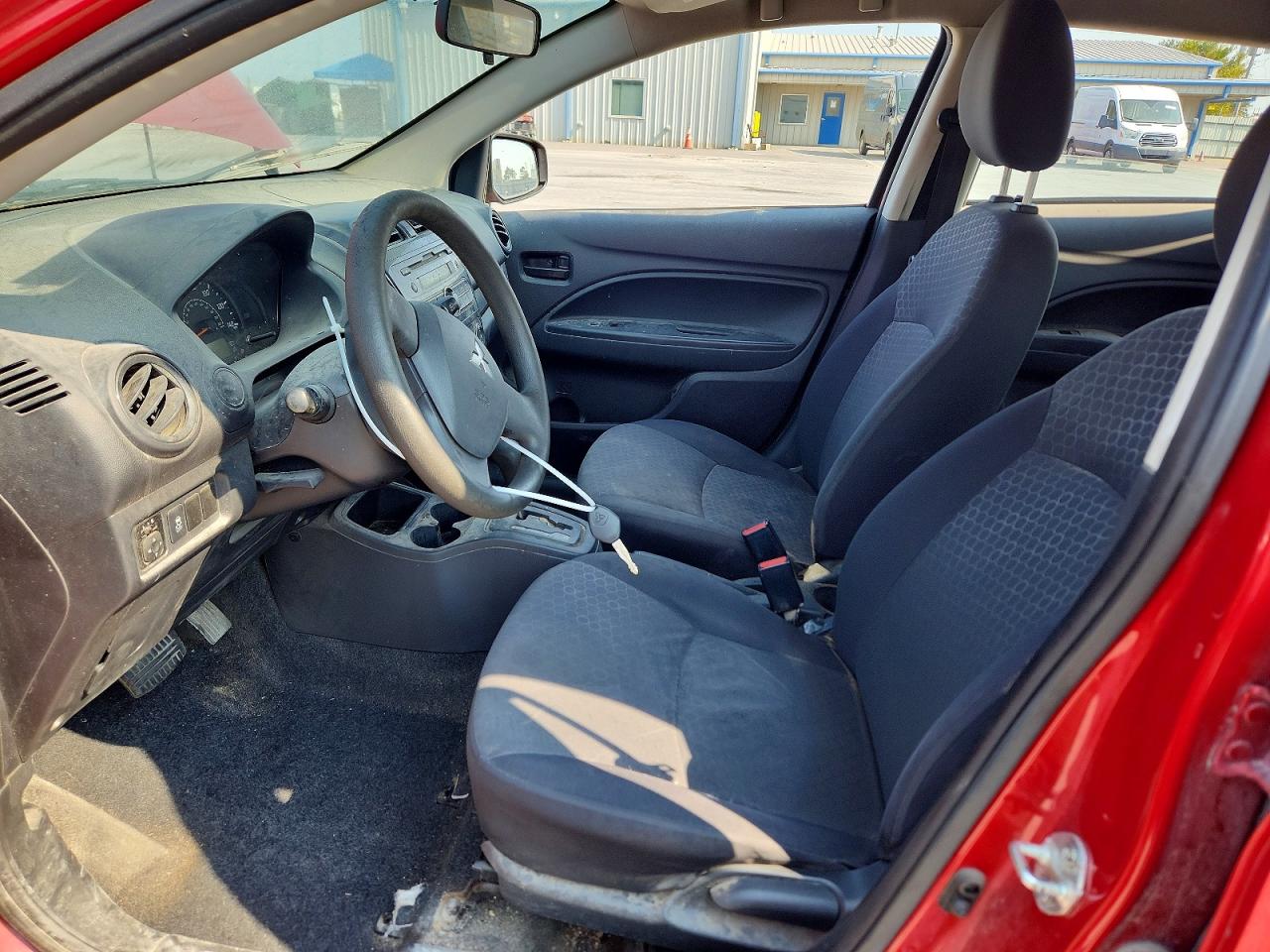 2015 Mitsubishi Mirage De Red vin: ML32A3HJ7FH048662