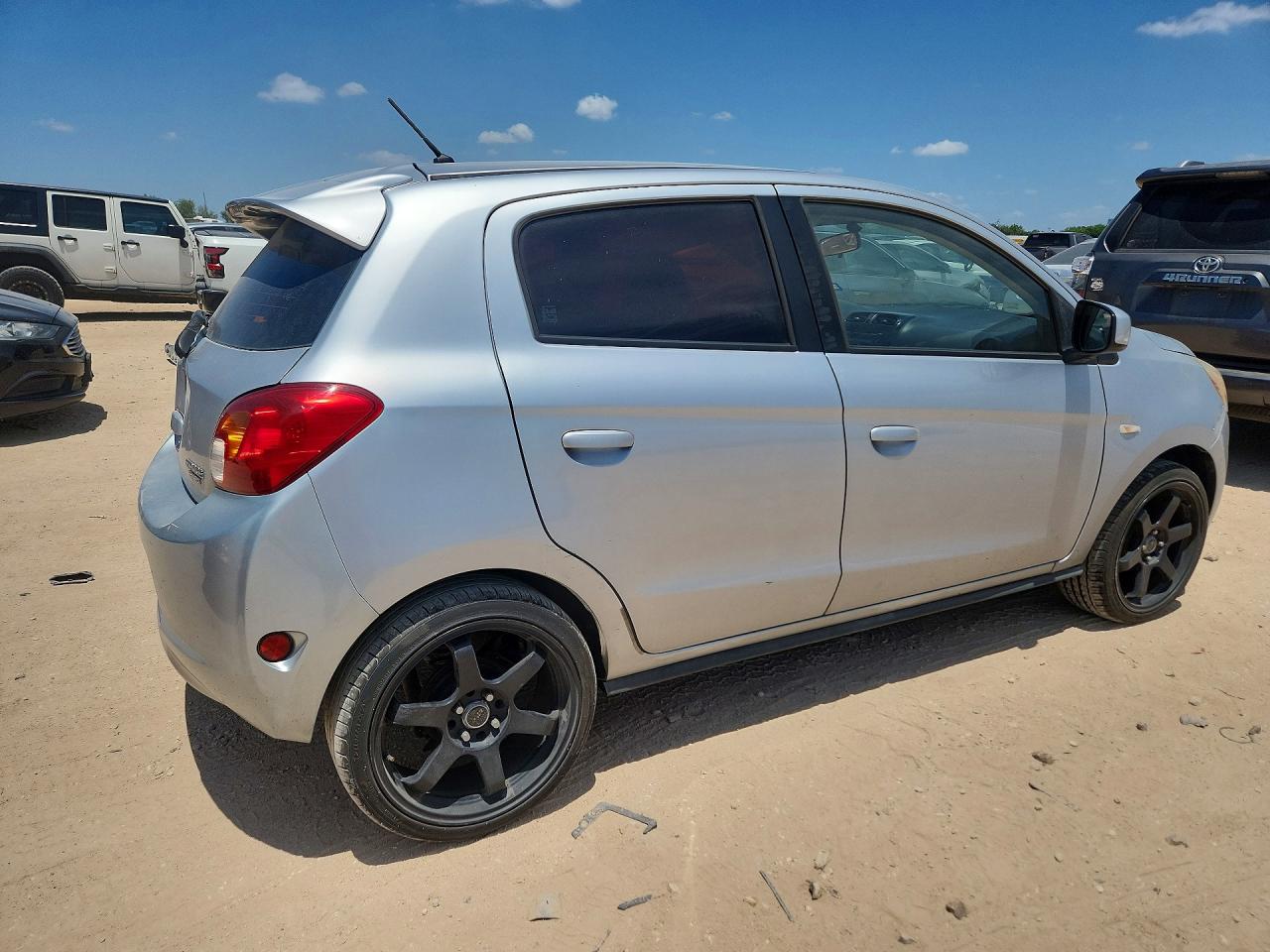 2015 Mitsubishi Mirage De Серый vin: ML32A3HJ8FH000538