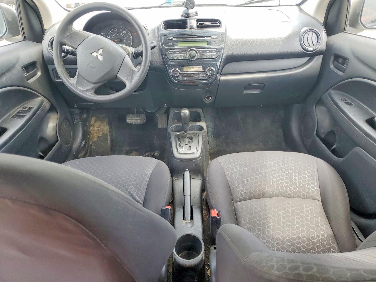 2015 Mitsubishi Mirage De White vin: ML32A3HJ8FH004587