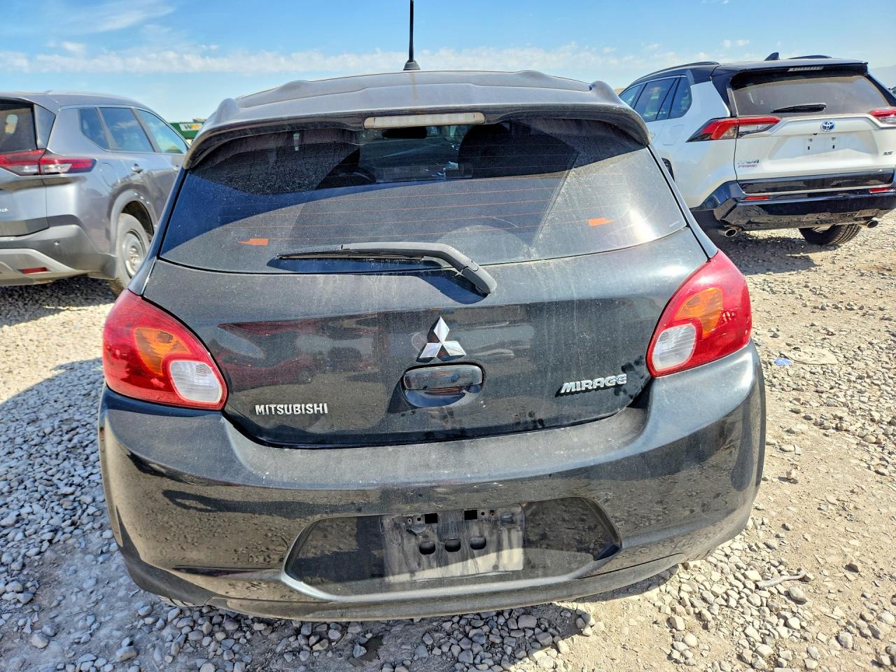 2015 Mitsubishi Mirage De Black vin: ML32A3HJ8FH011779