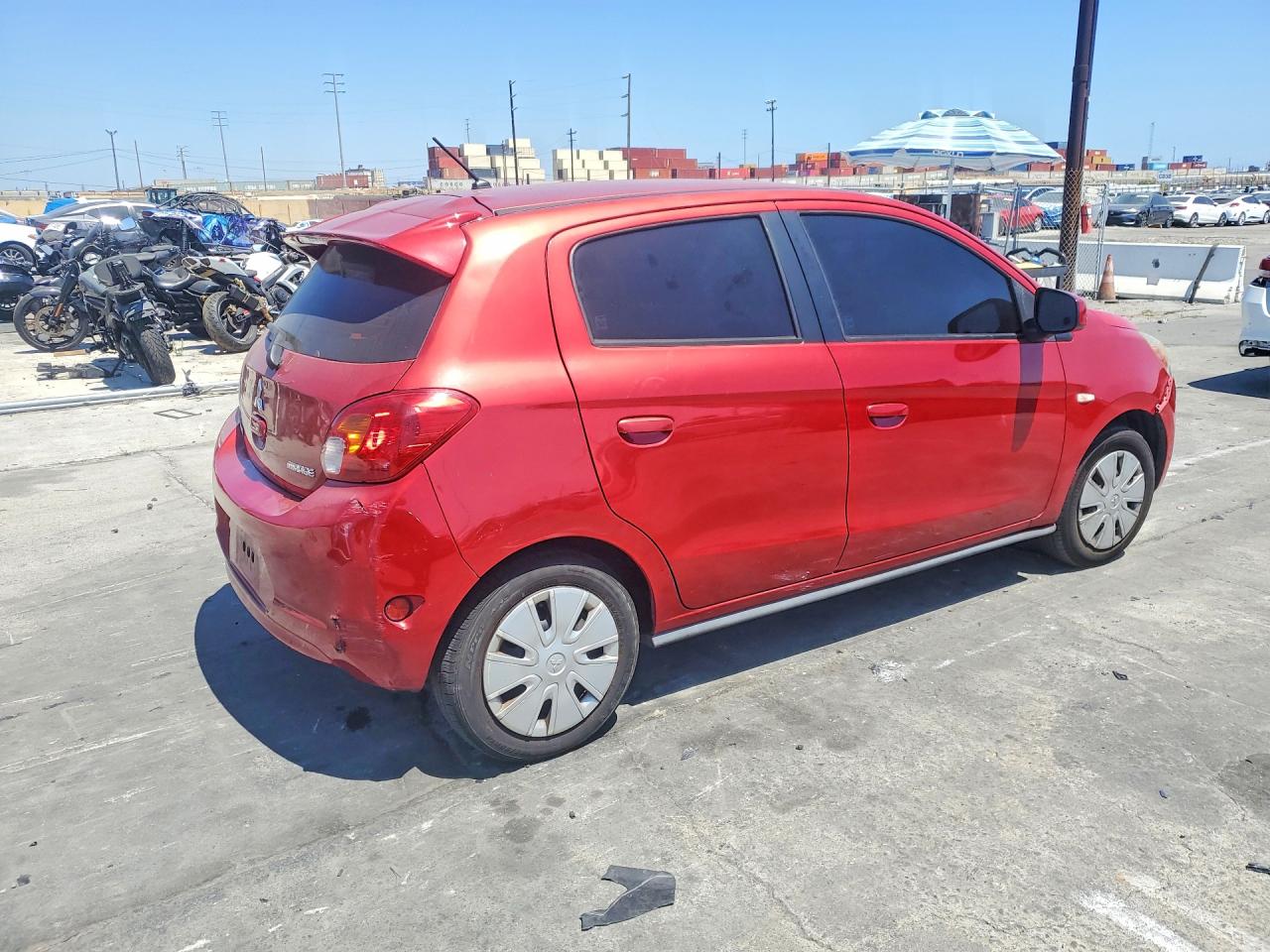 2015 Mitsubishi Mirage De Red vin: ML32A3HJ8FH032132