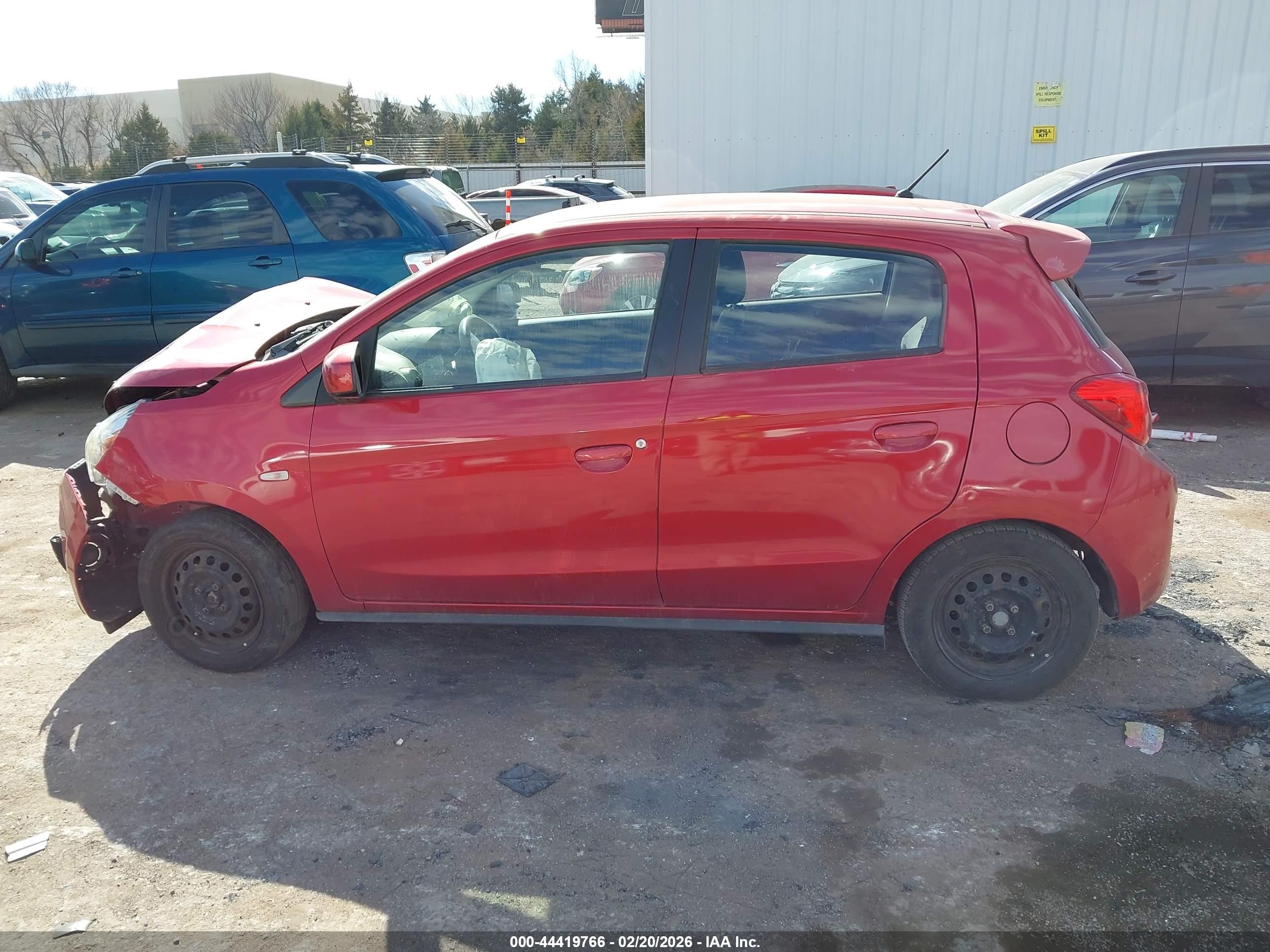 2017 Mitsubishi Mirage Es Red vin: ML32A3HJ8HH003183