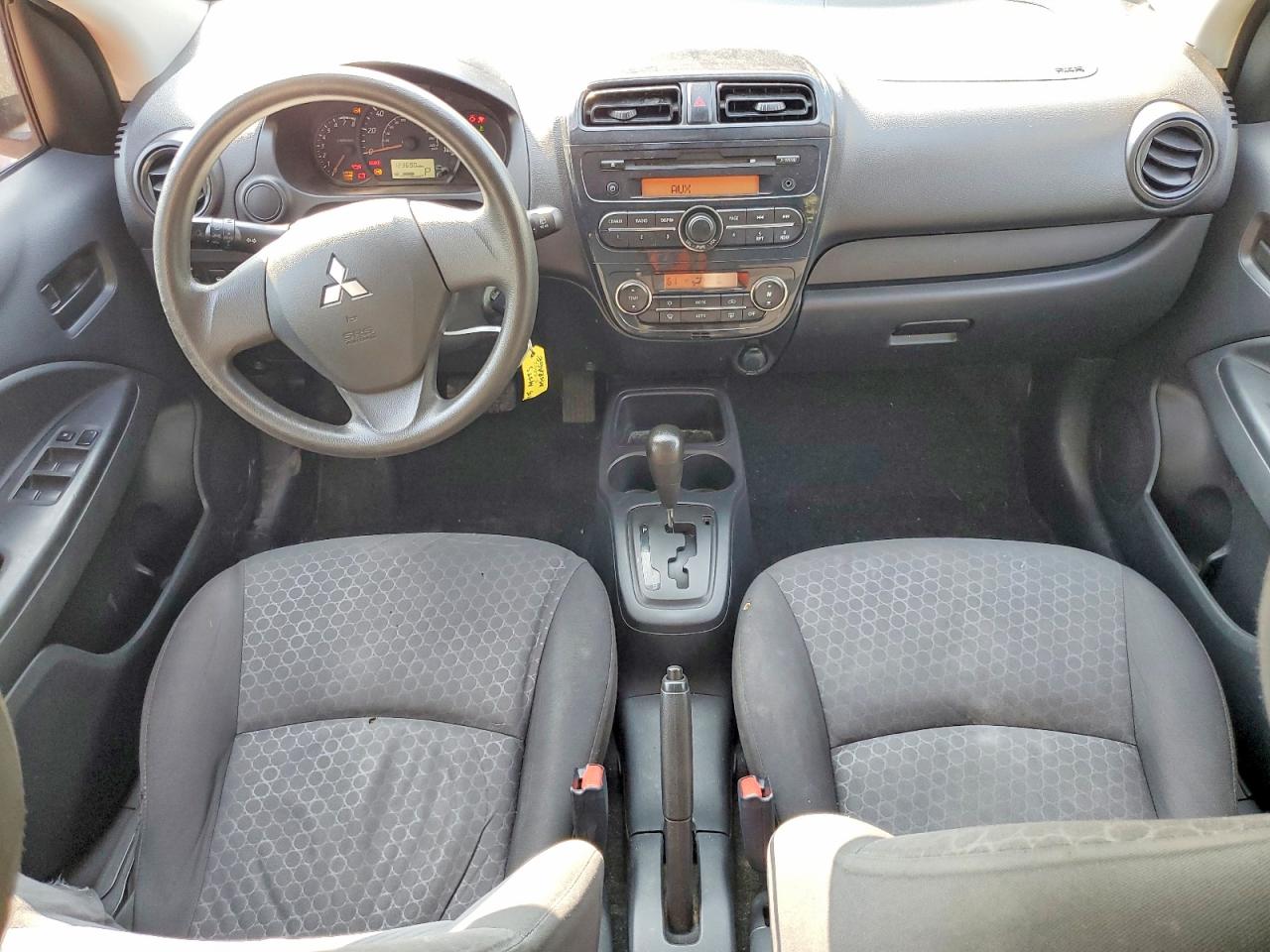 2015 Mitsubishi Mirage De Red vin: ML32A3HJ9FH012620