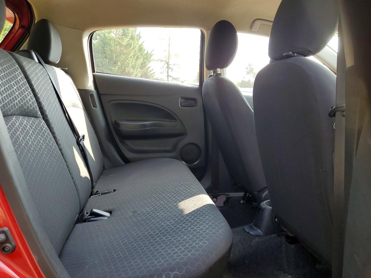 2015 Mitsubishi Mirage De Red vin: ML32A3HJ9FH012620