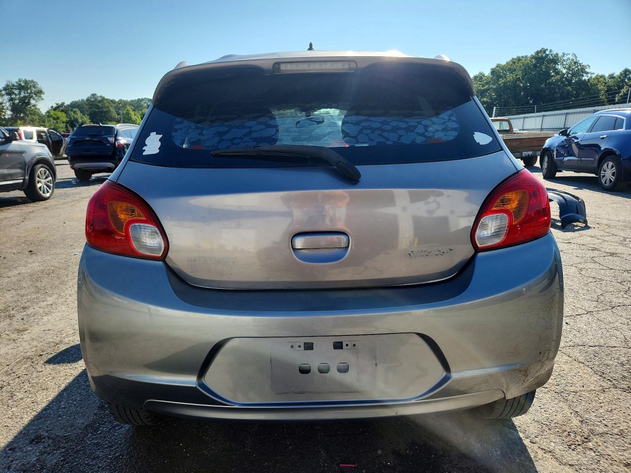 2015 Mitsubishi Mirage De Silver vin: ML32A3HJ9FH035265