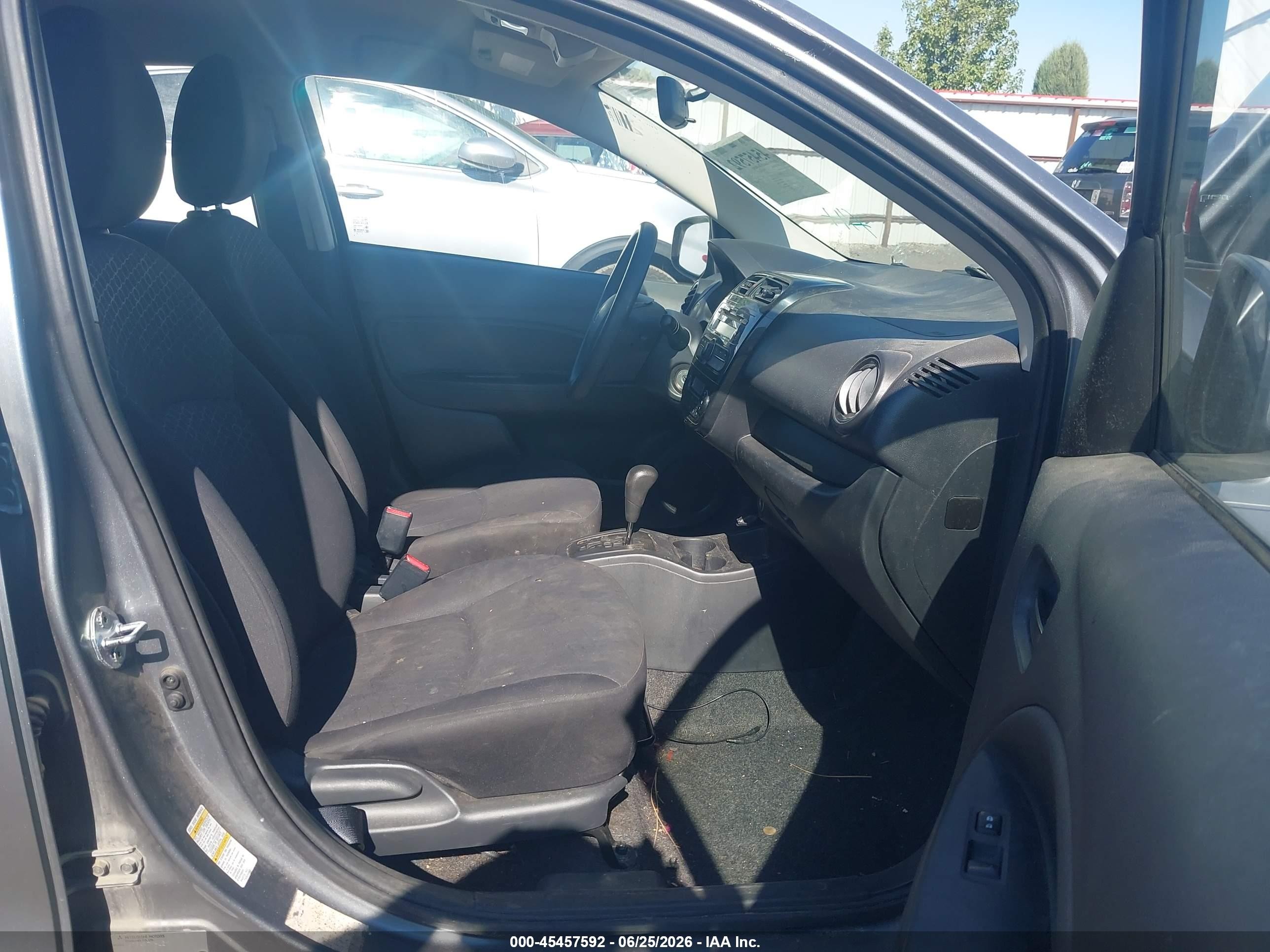 2015 Mitsubishi Mirage De Gray vin: ML32A3HJ9FH055421