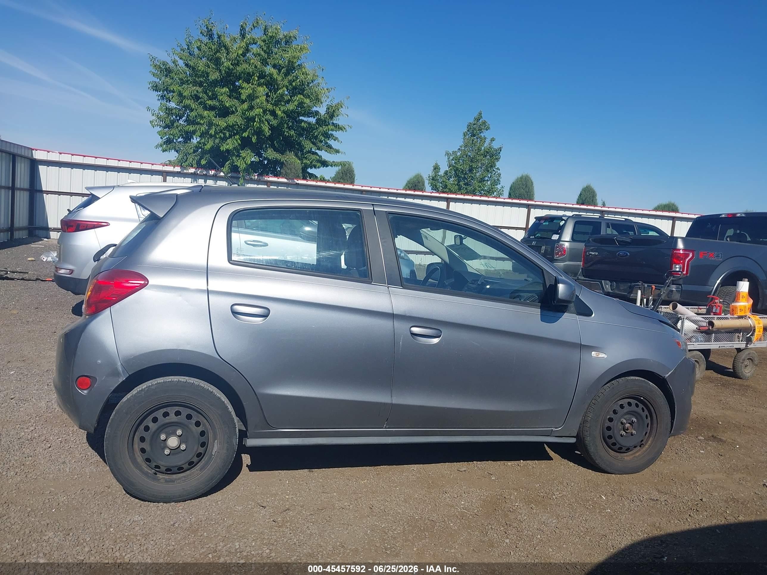 2015 Mitsubishi Mirage De Gray vin: ML32A3HJ9FH055421
