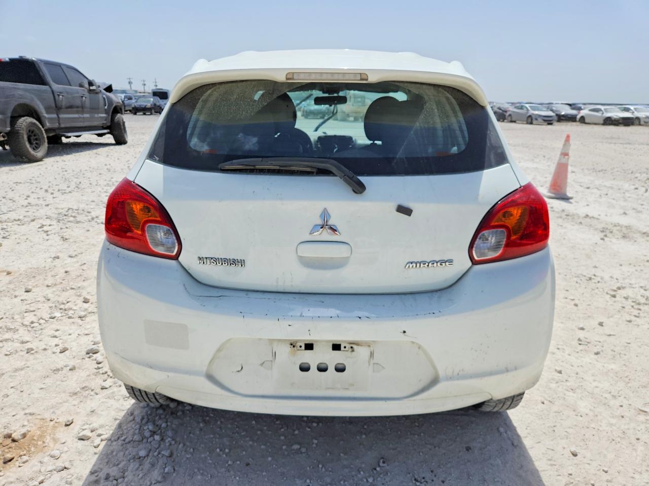 2014 Mitsubishi Mirage White vin: ML32A3HJXEH016514