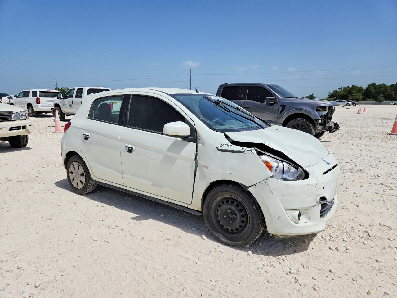 2014 Mitsubishi Mirage White vin: ML32A3HJXEH016514