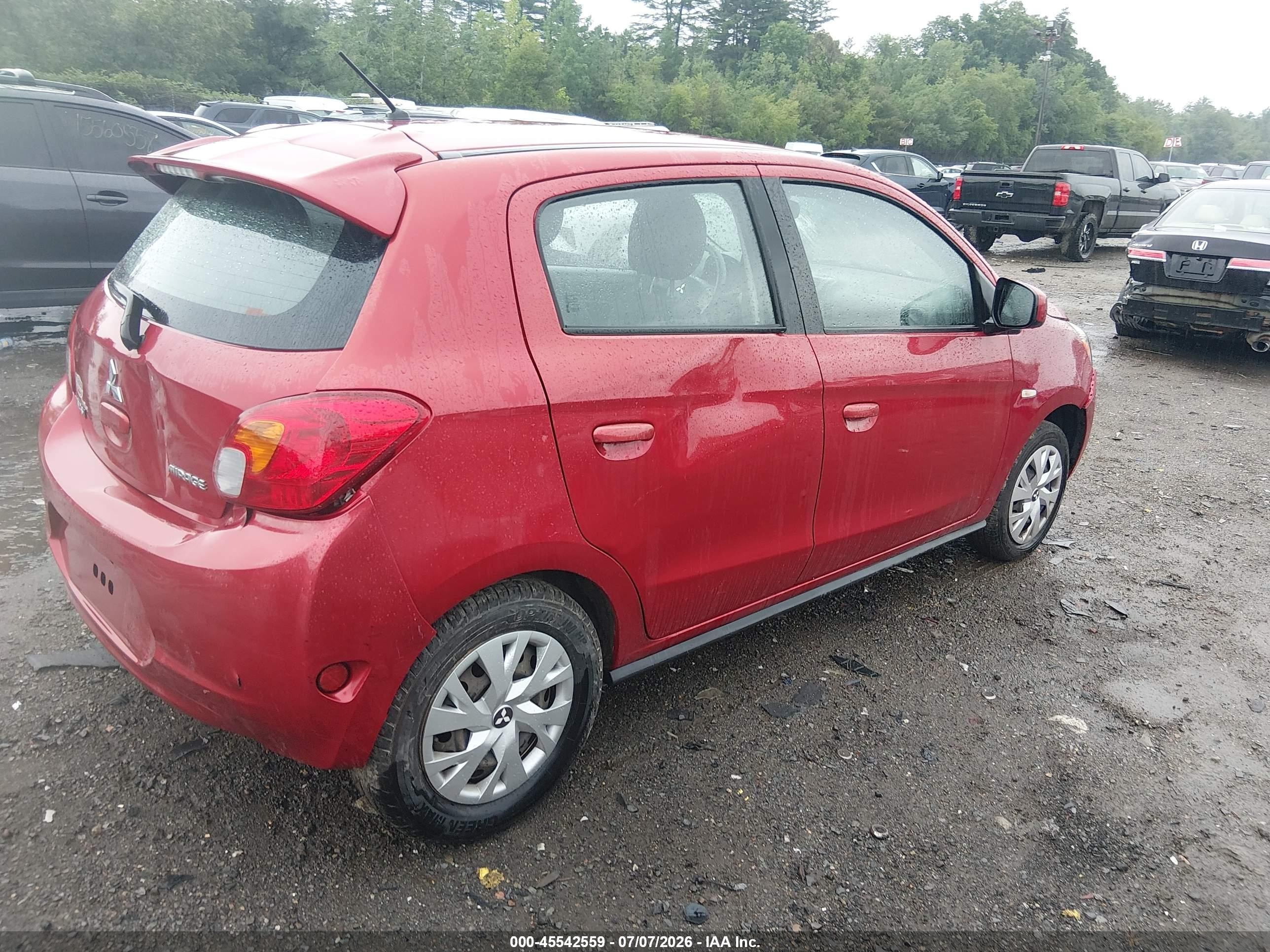 2015 Mitsubishi Mirage De Red vin: ML32A3HJXFH007510