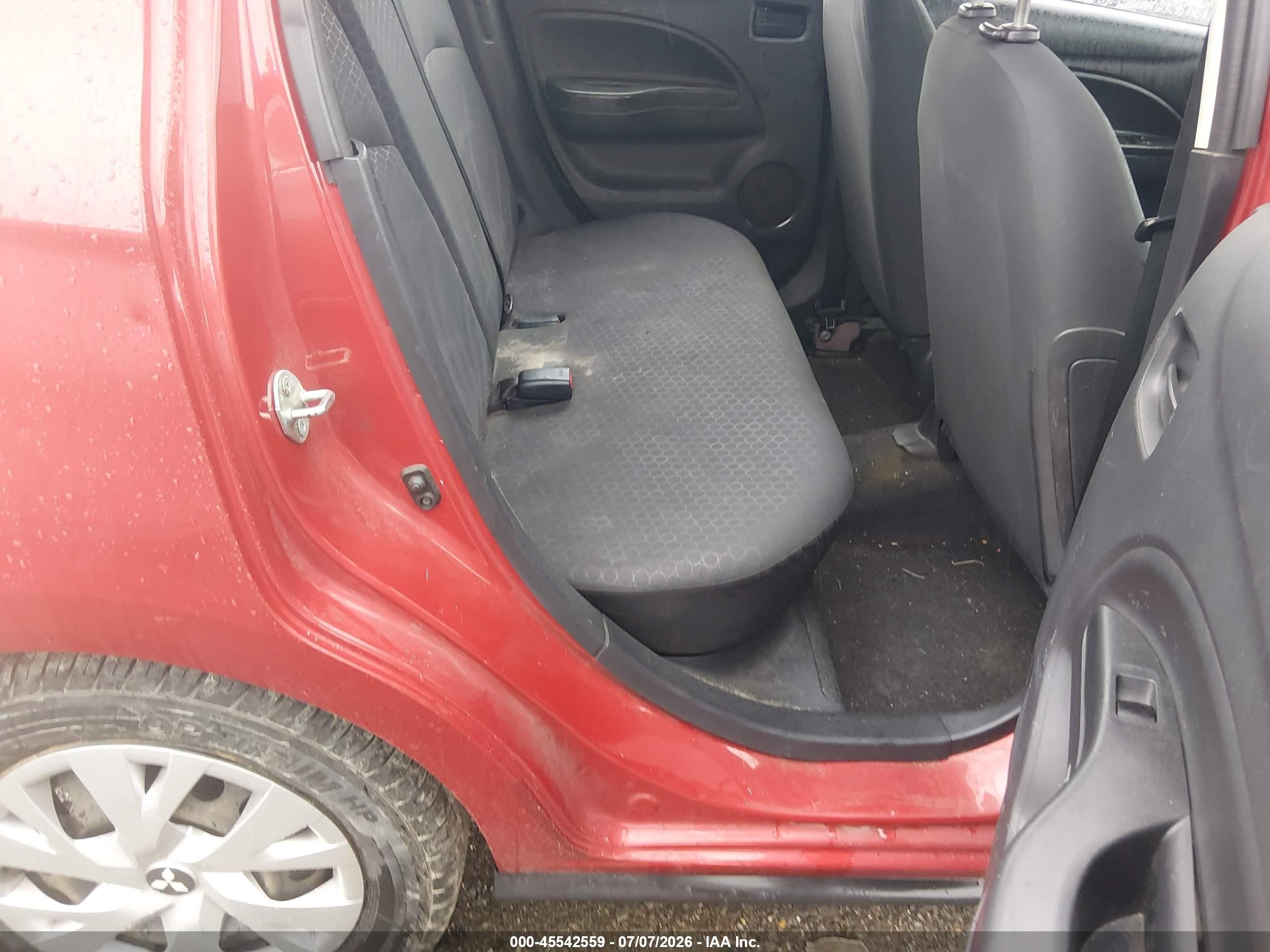 2015 Mitsubishi Mirage De Red vin: ML32A3HJXFH007510