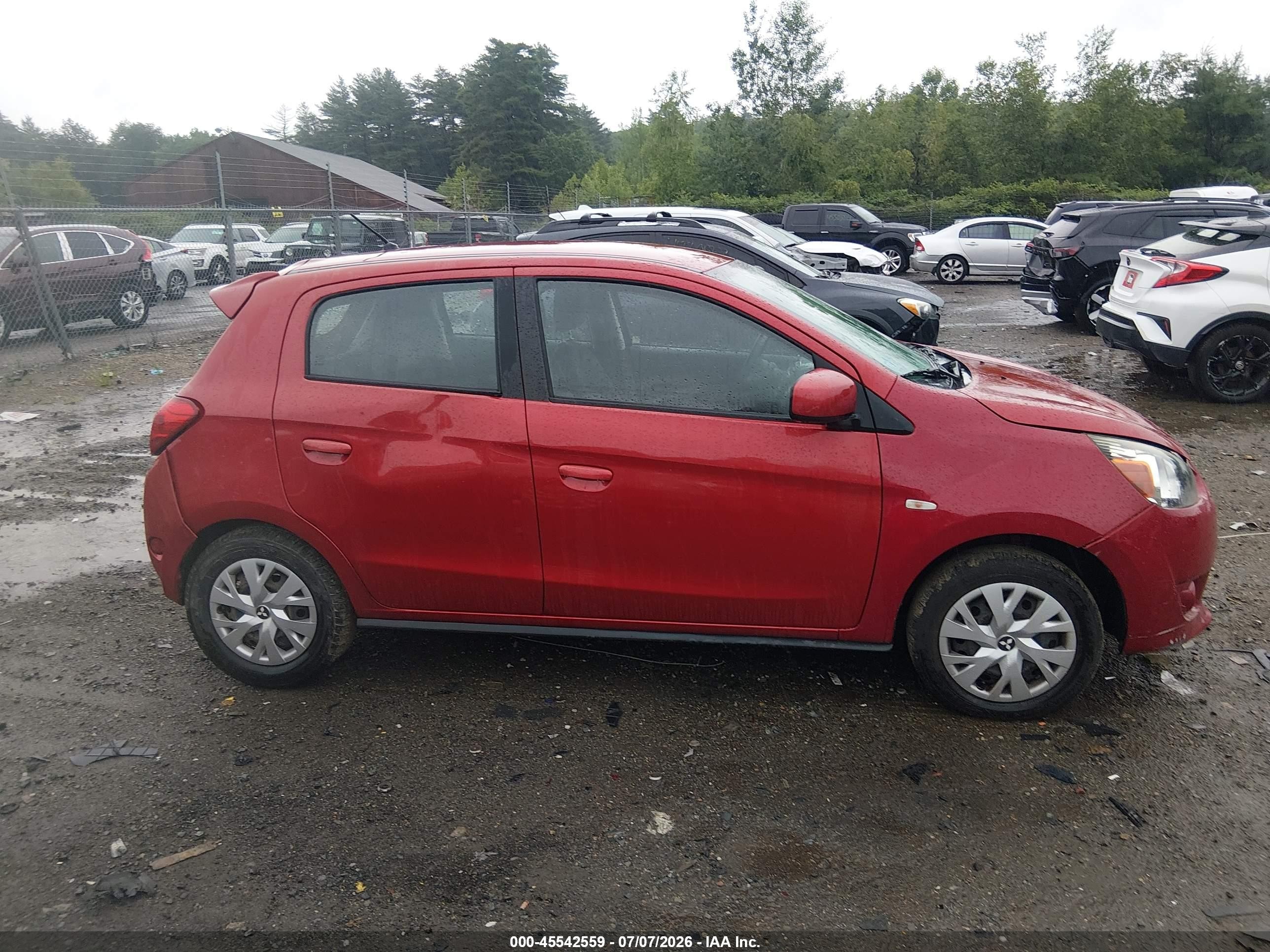 2015 Mitsubishi Mirage De Red vin: ML32A3HJXFH007510