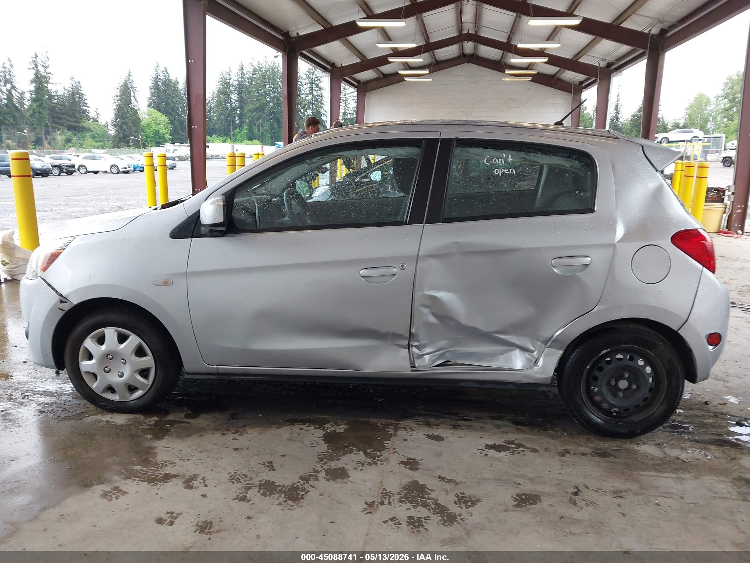 2015 Mitsubishi Mirage De Silver vin: ML32A3HJXFH040121