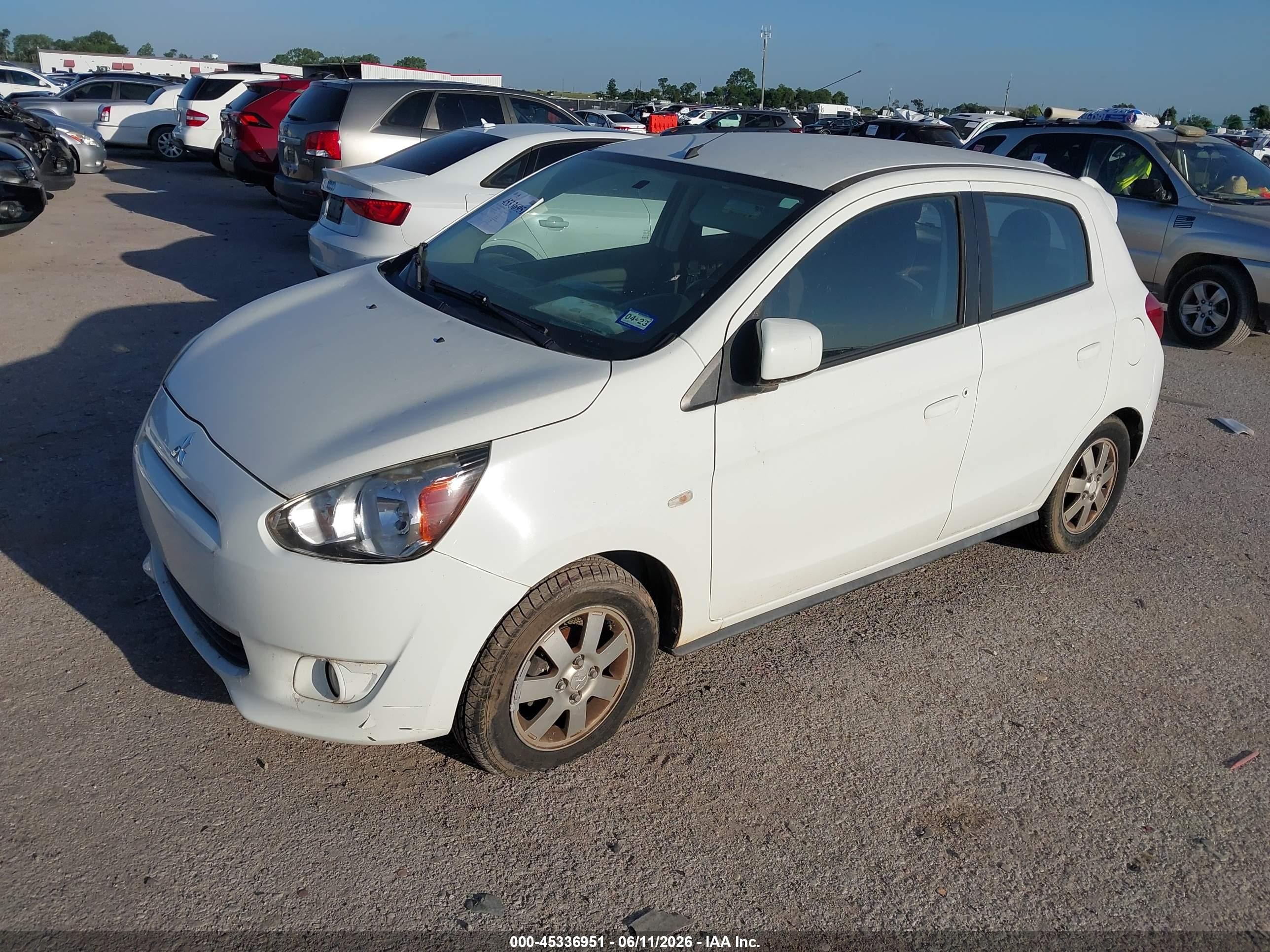 2014 Mitsubishi Mirage Es White vin: ML32A4HJ0EH015992