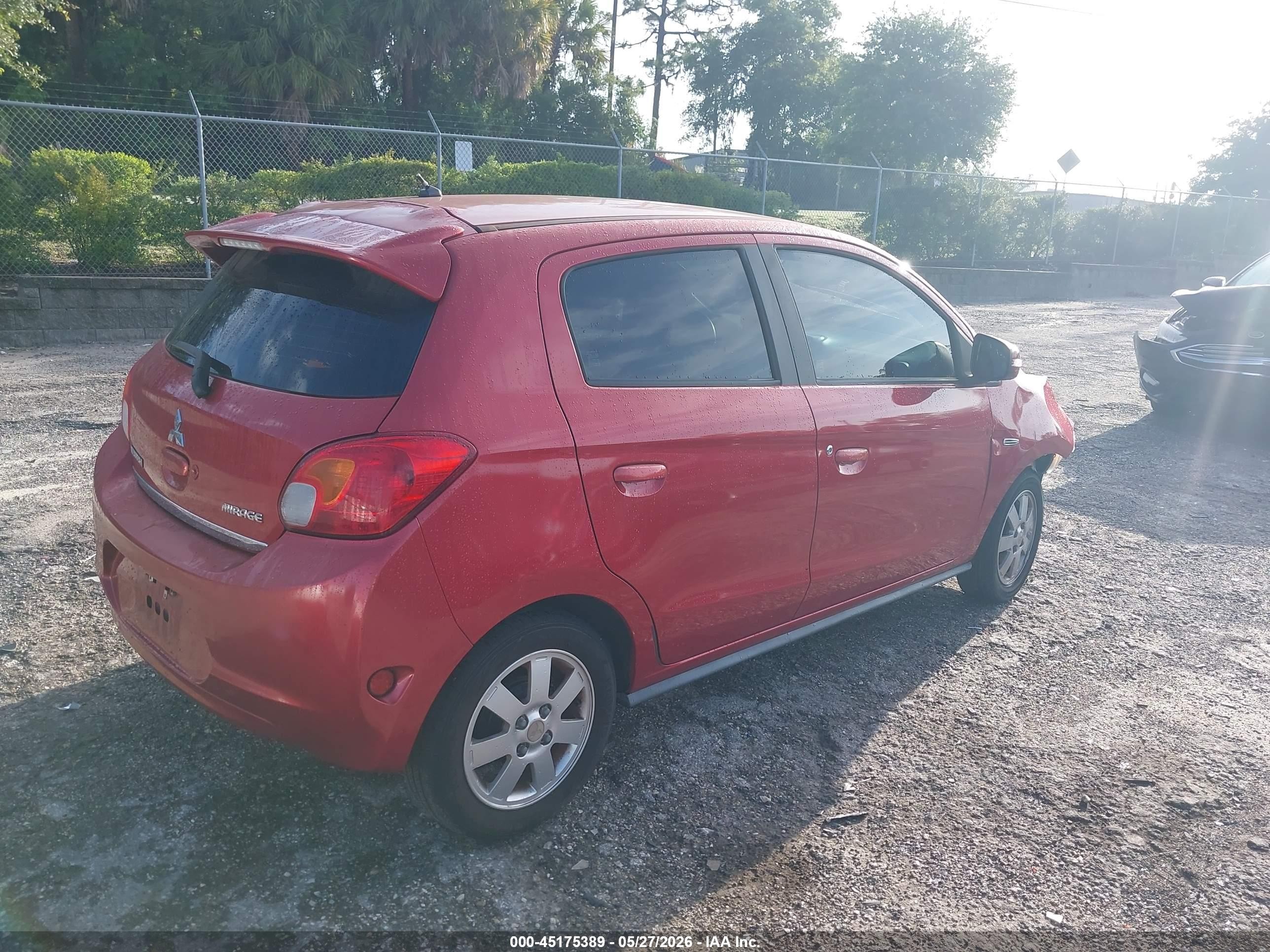 2015 Mitsubishi Mirage Es Red vin: ML32A4HJ0FH051201