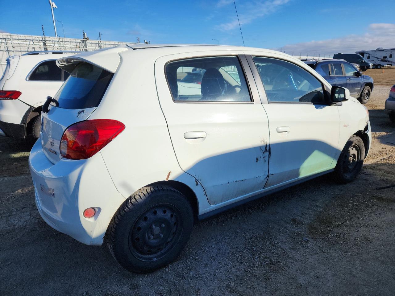 2014 Mitsubishi Mirage Es White vin: ML32A4HJ1EH015452