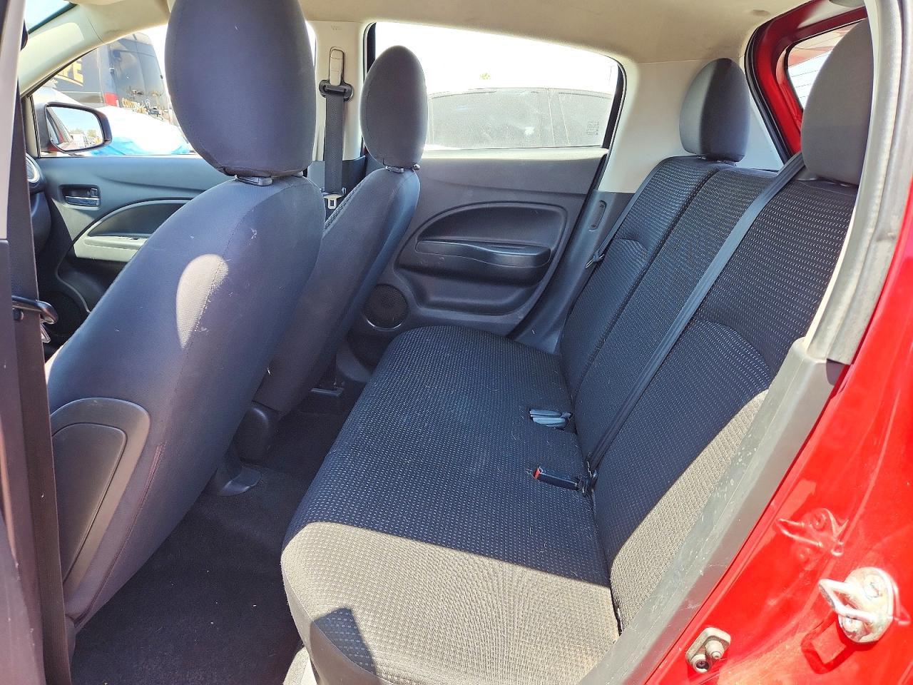 2015 Mitsubishi Mirage Es Red vin: ML32A4HJ2FH033041
