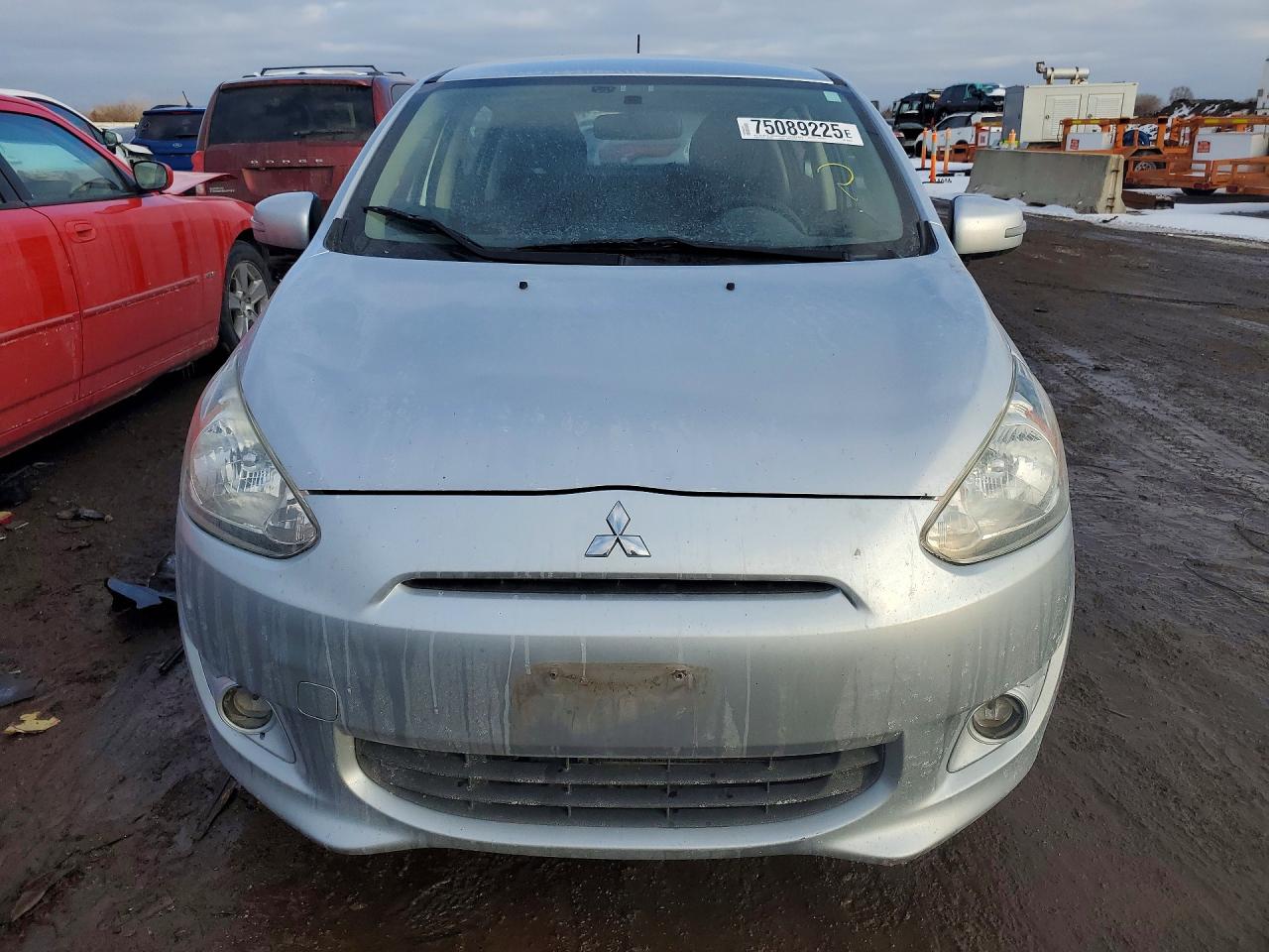 2015 Mitsubishi Mirage Es Silver vin: ML32A4HJ3FH049636