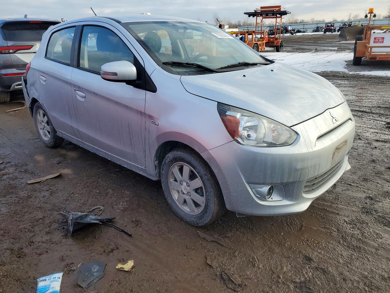 2015 Mitsubishi Mirage Es Silver vin: ML32A4HJ3FH049636