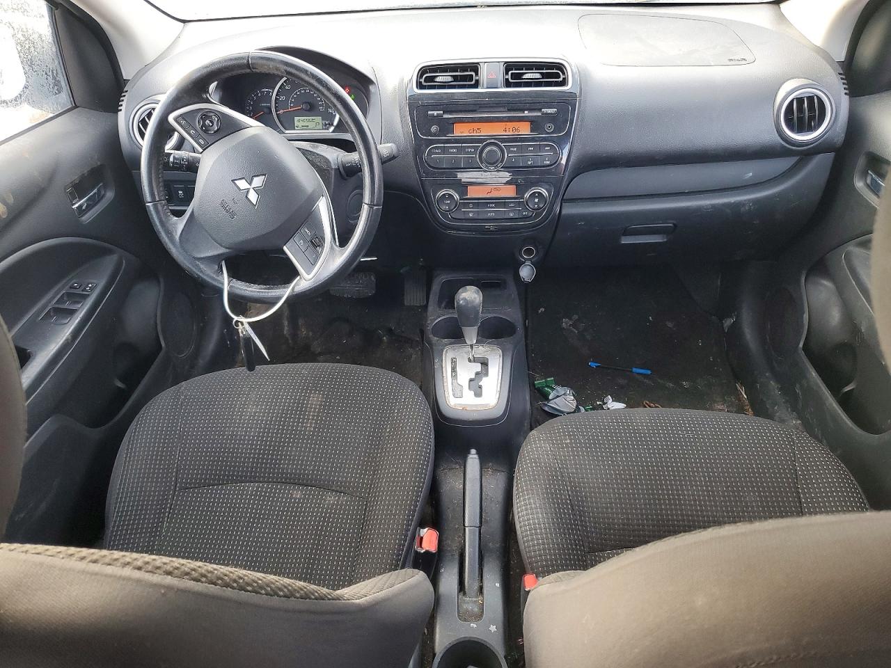 2015 Mitsubishi Mirage Es Silver vin: ML32A4HJ3FH049636
