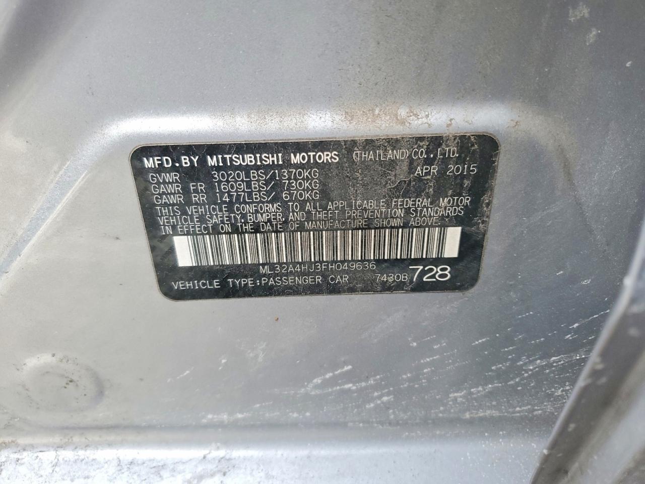 2015 Mitsubishi Mirage Es Silver vin: ML32A4HJ3FH049636