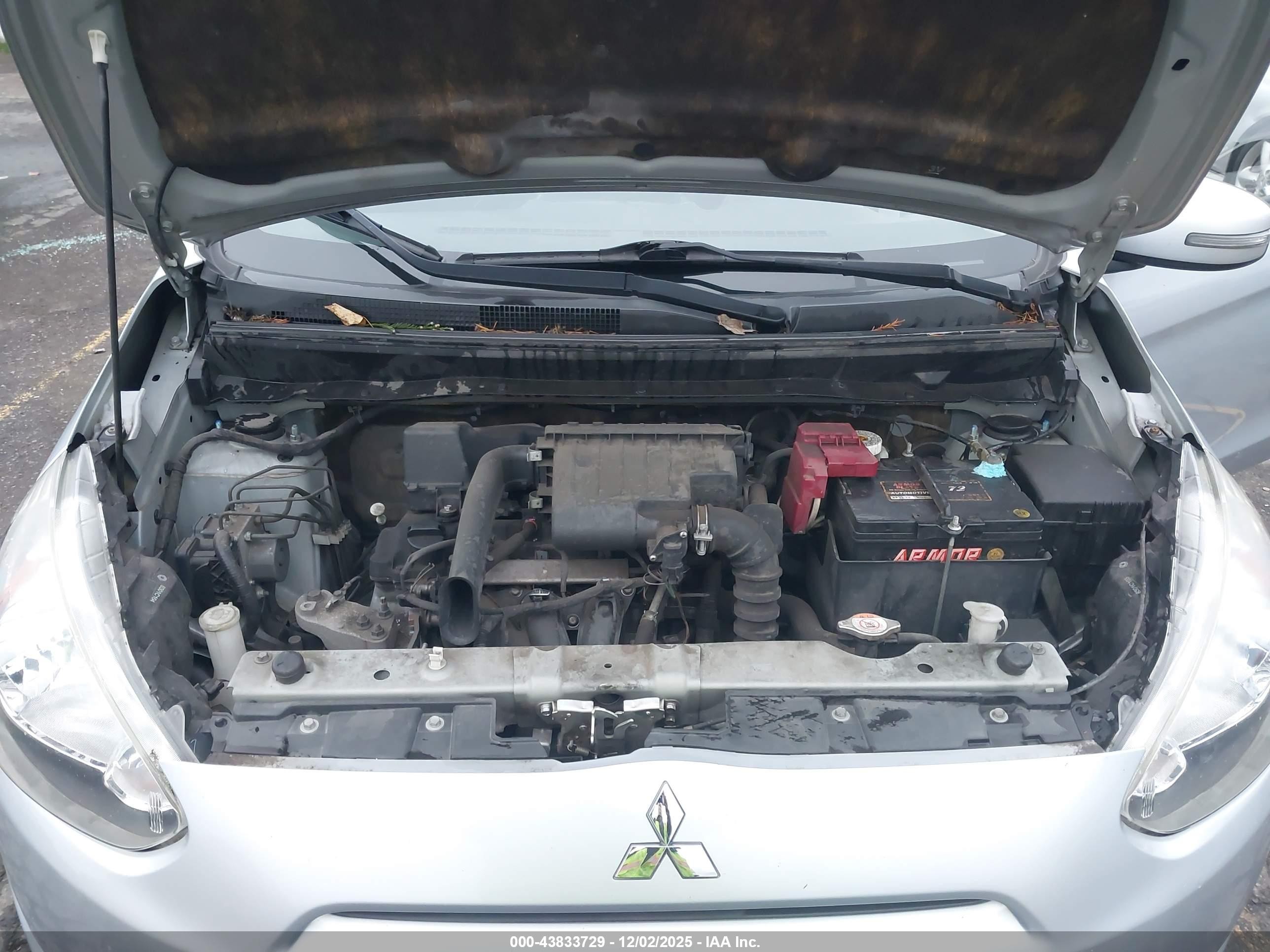 2015 Mitsubishi Mirage Es Silver vin: ML32A4HJ3FH056585