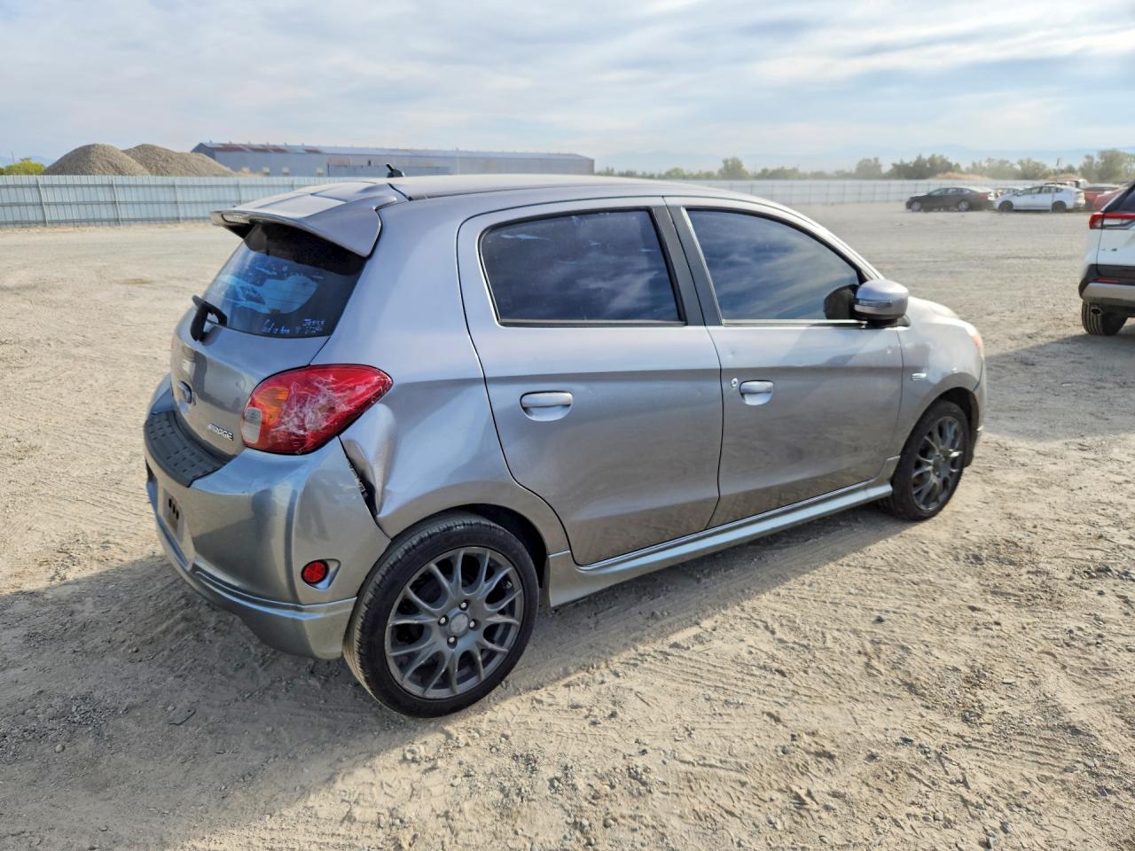 2015 Mitsubishi Mirage Es Gray vin: ML32A4HJ4FH038564