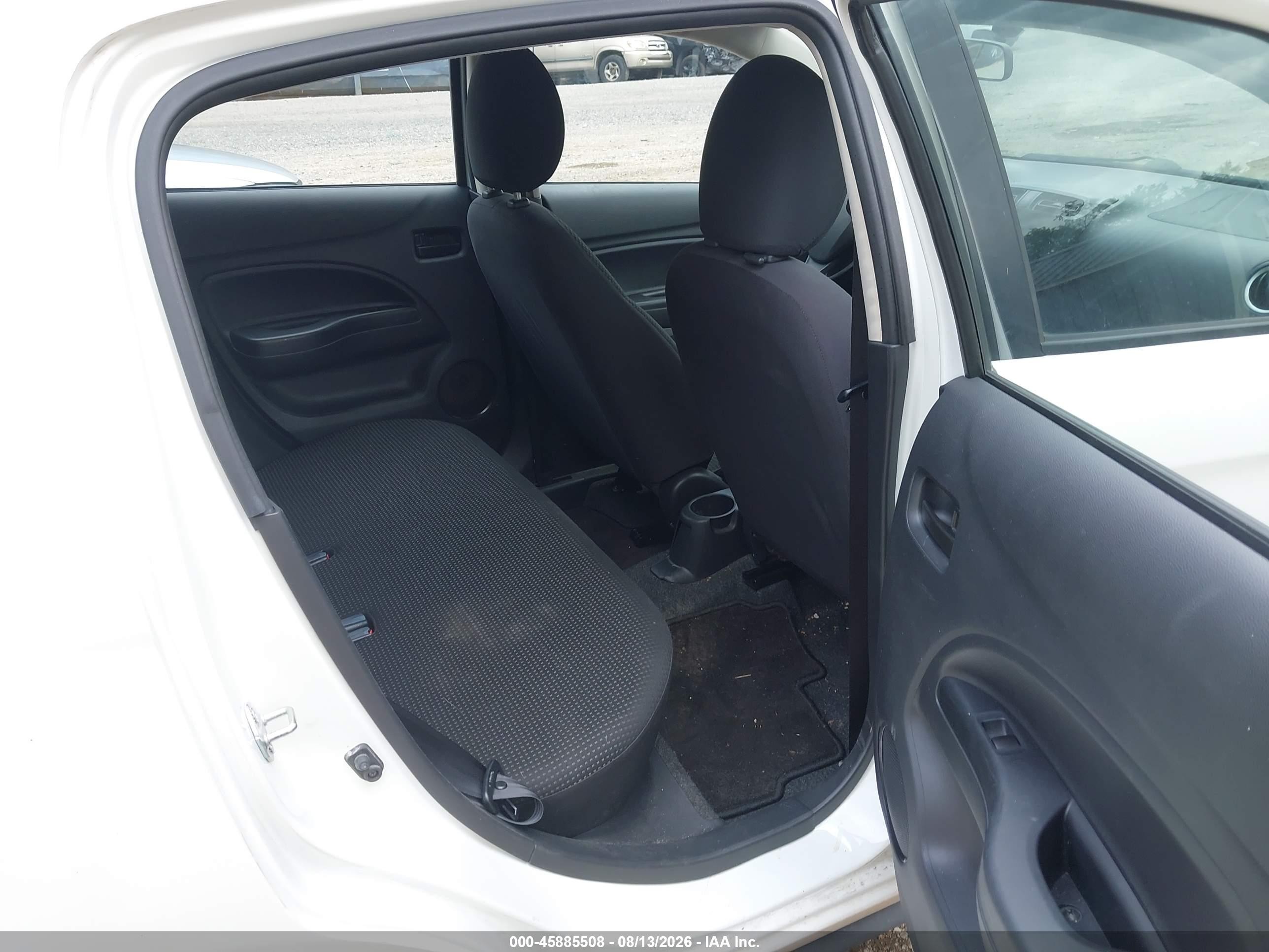 2015 Mitsubishi Mirage Es White vin: ML32A4HJ6FH037531