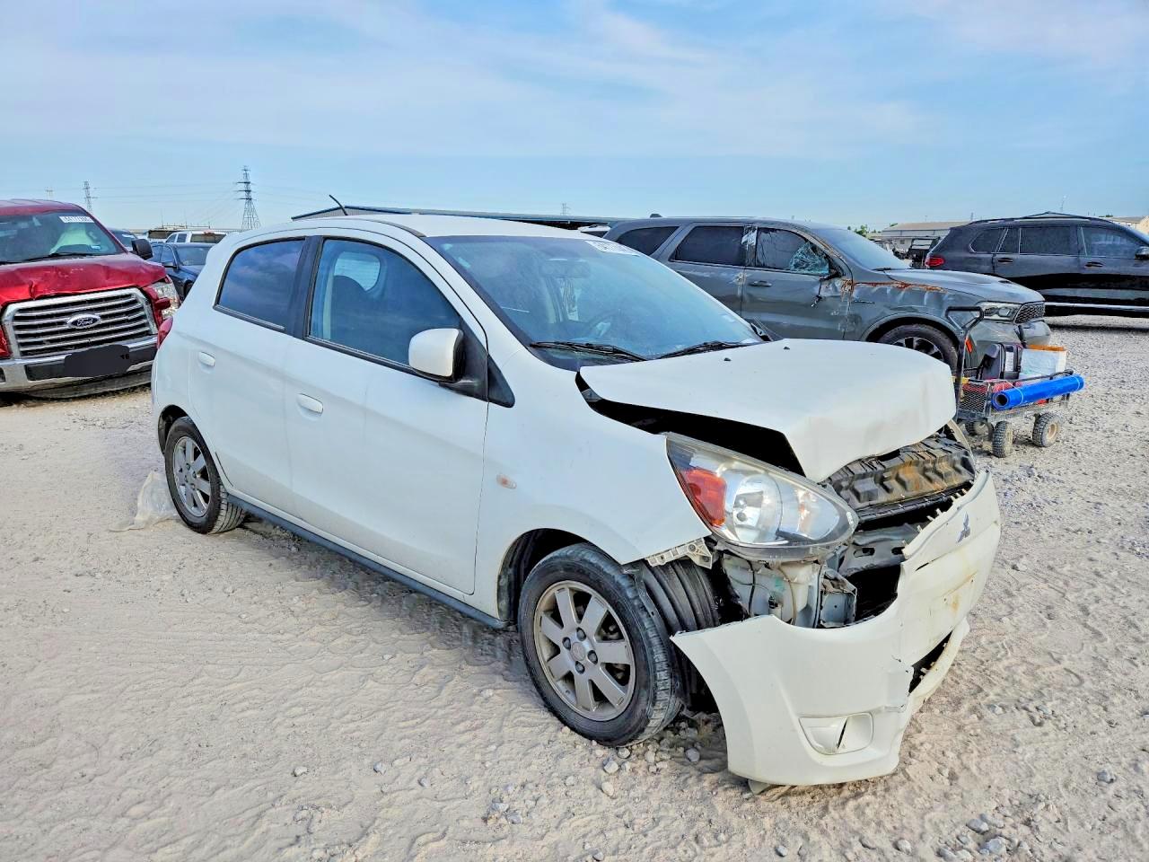 2015 Mitsubishi Mirage Es White vin: ML32A4HJ7FH060378