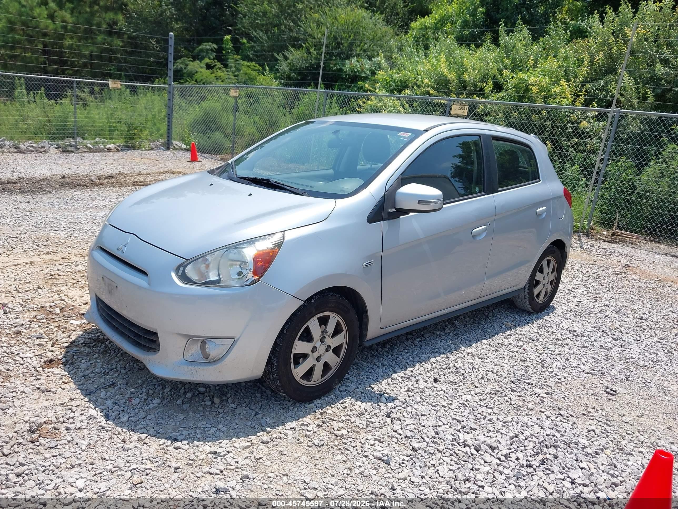 2015 Mitsubishi Mirage Es Серебряный vin: ML32A4HJ8FH032363