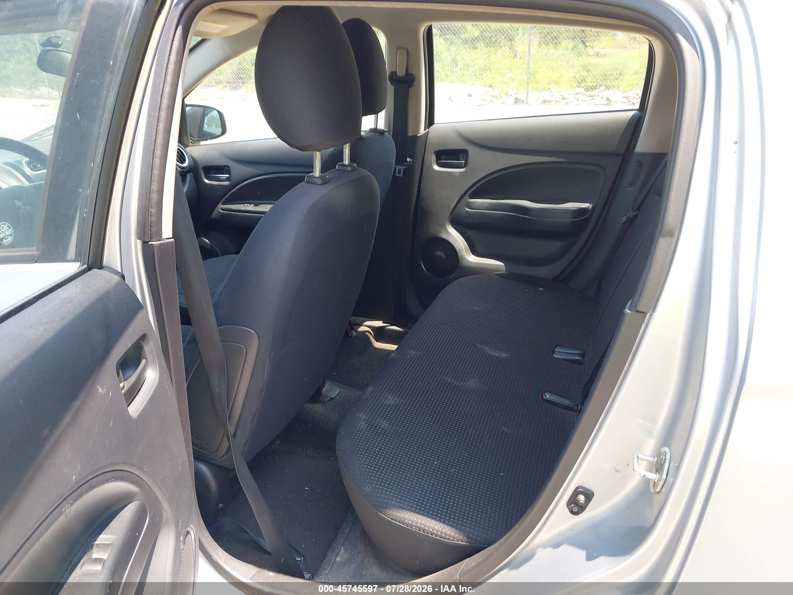 2015 Mitsubishi Mirage Es Серебряный vin: ML32A4HJ8FH032363