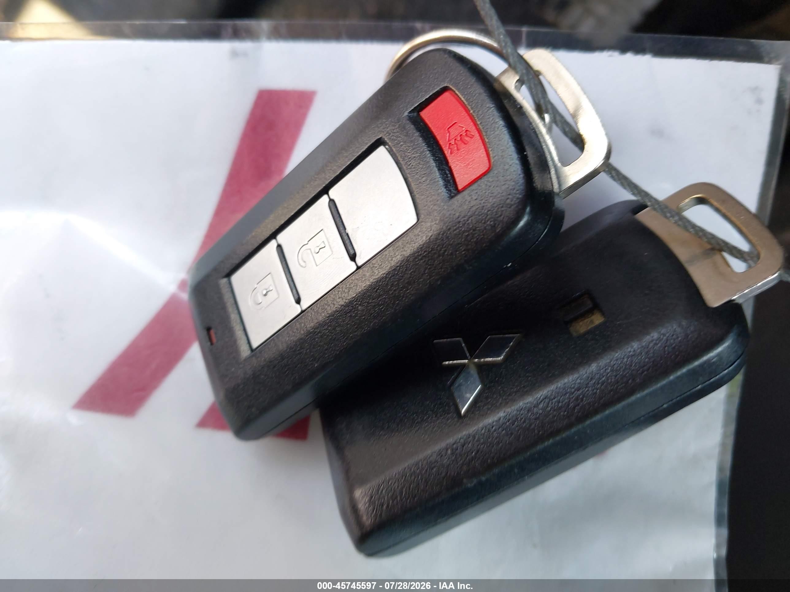 2015 Mitsubishi Mirage Es Серебряный vin: ML32A4HJ8FH032363