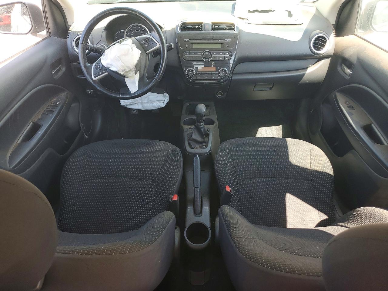 2015 Mitsubishi Mirage Es Серебряный vin: ML32A4HJ8FH052709