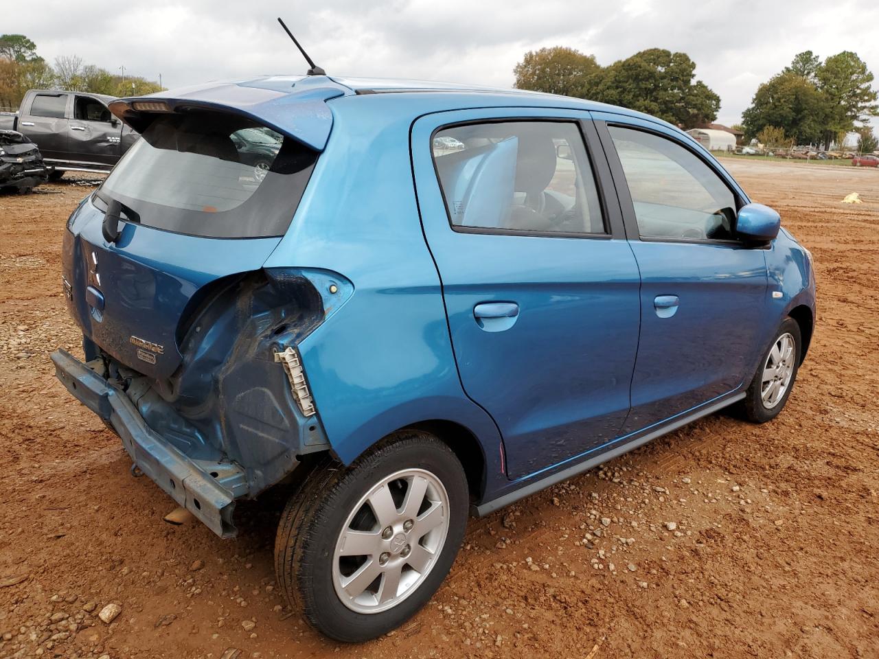 2015 Mitsubishi Mirage Es Blue vin: ML32A4HJ9FH059569