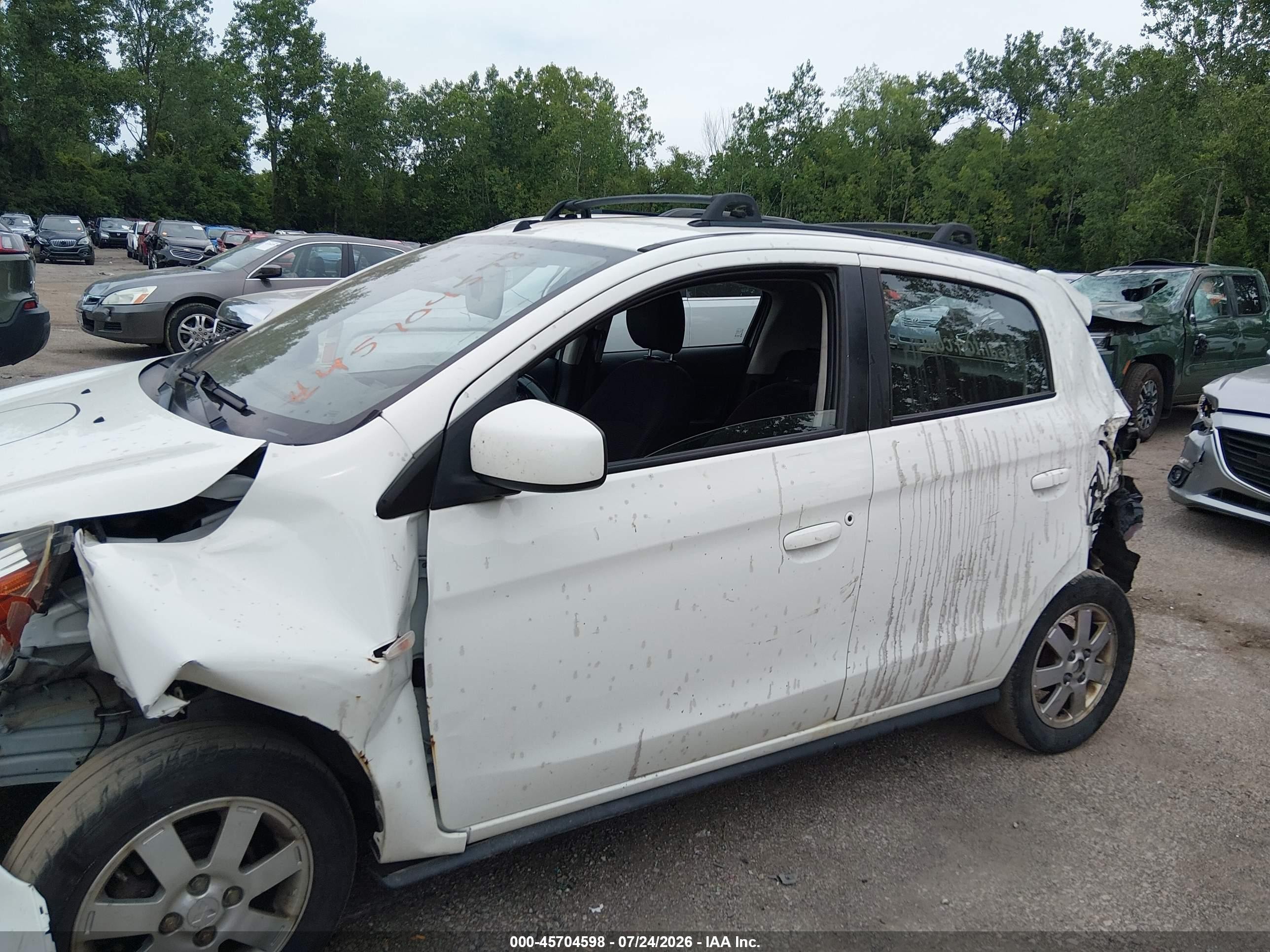 2014 Mitsubishi Mirage Es White vin: ML32A4HJXEH016387